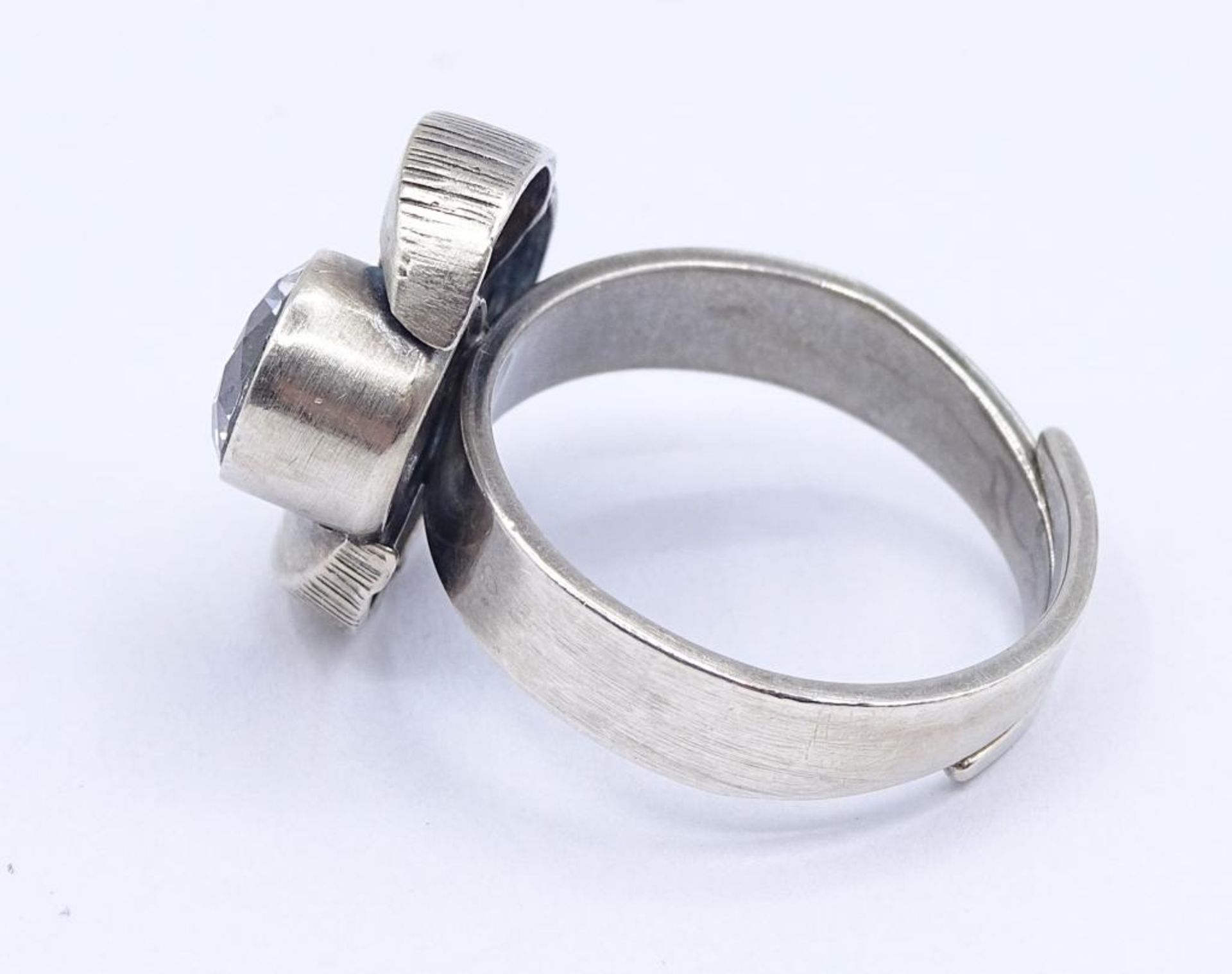 925er Silber Ring mit einen facettierten klaren Stein, 5,4gr.,Ringgröße verstellba - Bild 3 aus 5