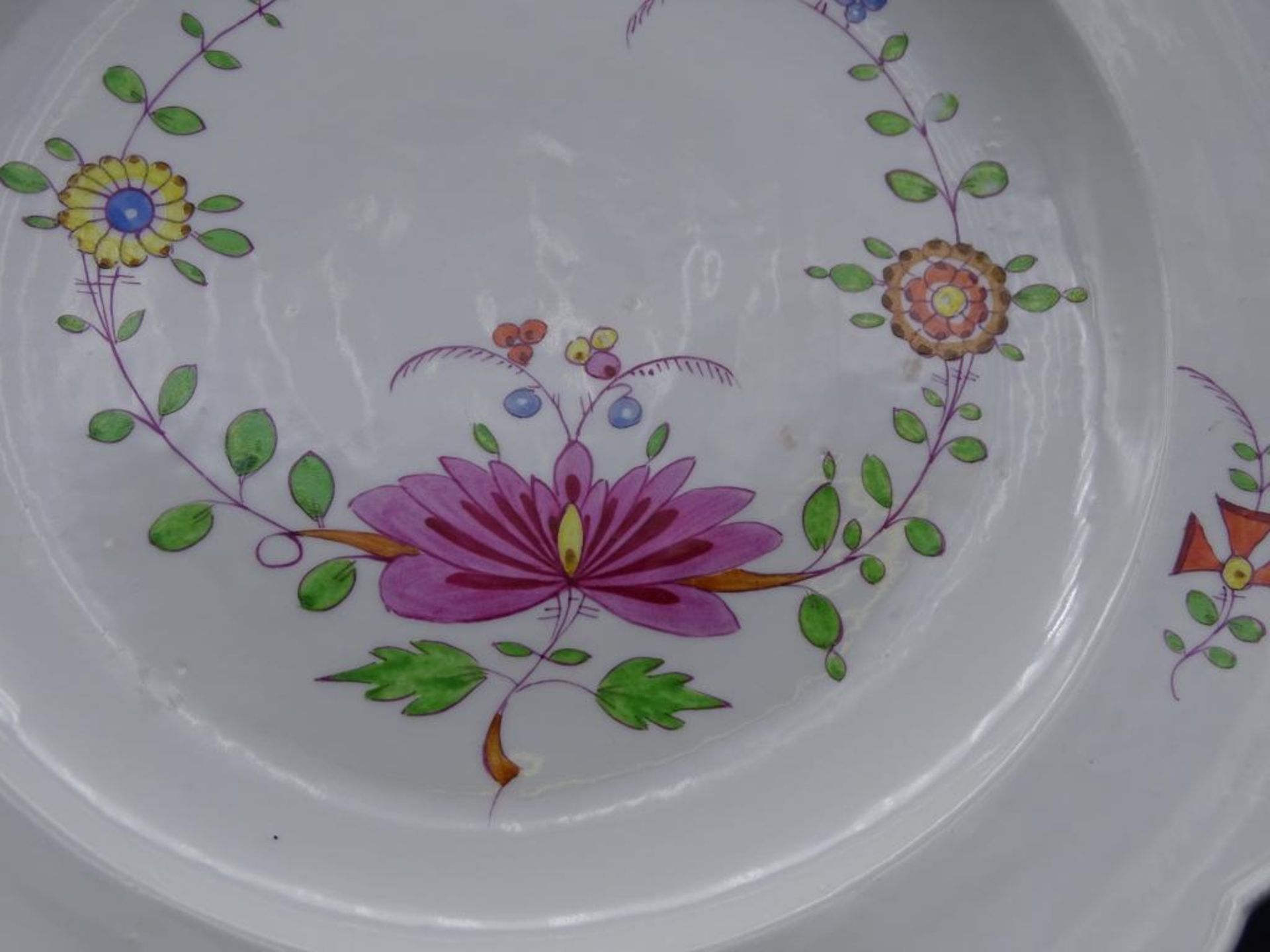 Teller "Meissen" indianische Blumen,, 19.Jhd, Schwertermarke mit Pun kt, 1.Wahl, D-24 cm - Bild 2 aus 6