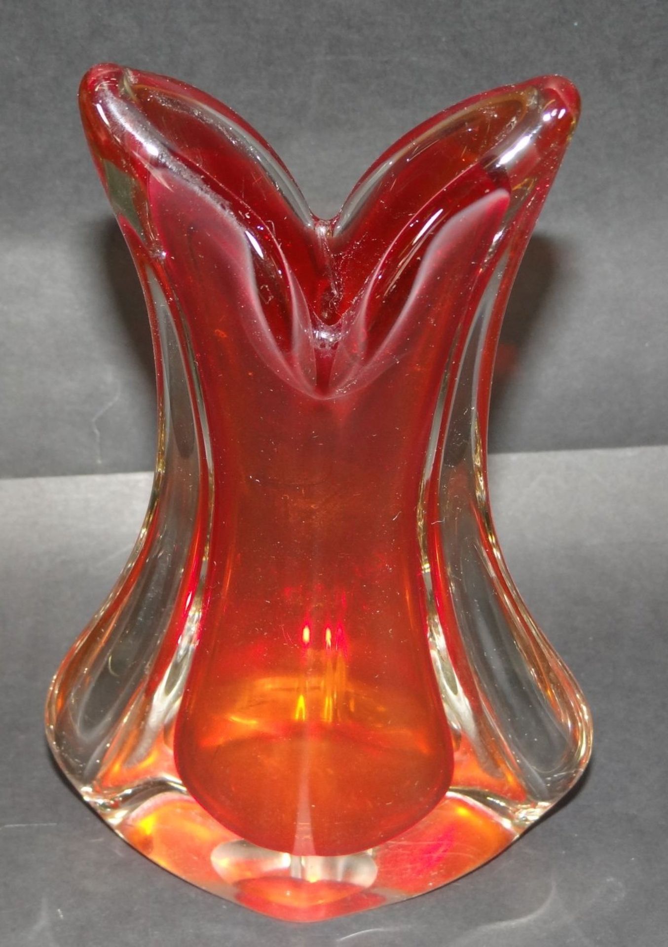 ovoide Murano Vase, rot/klar, H-19 cm, B-10 cm - Bild 2 aus 4