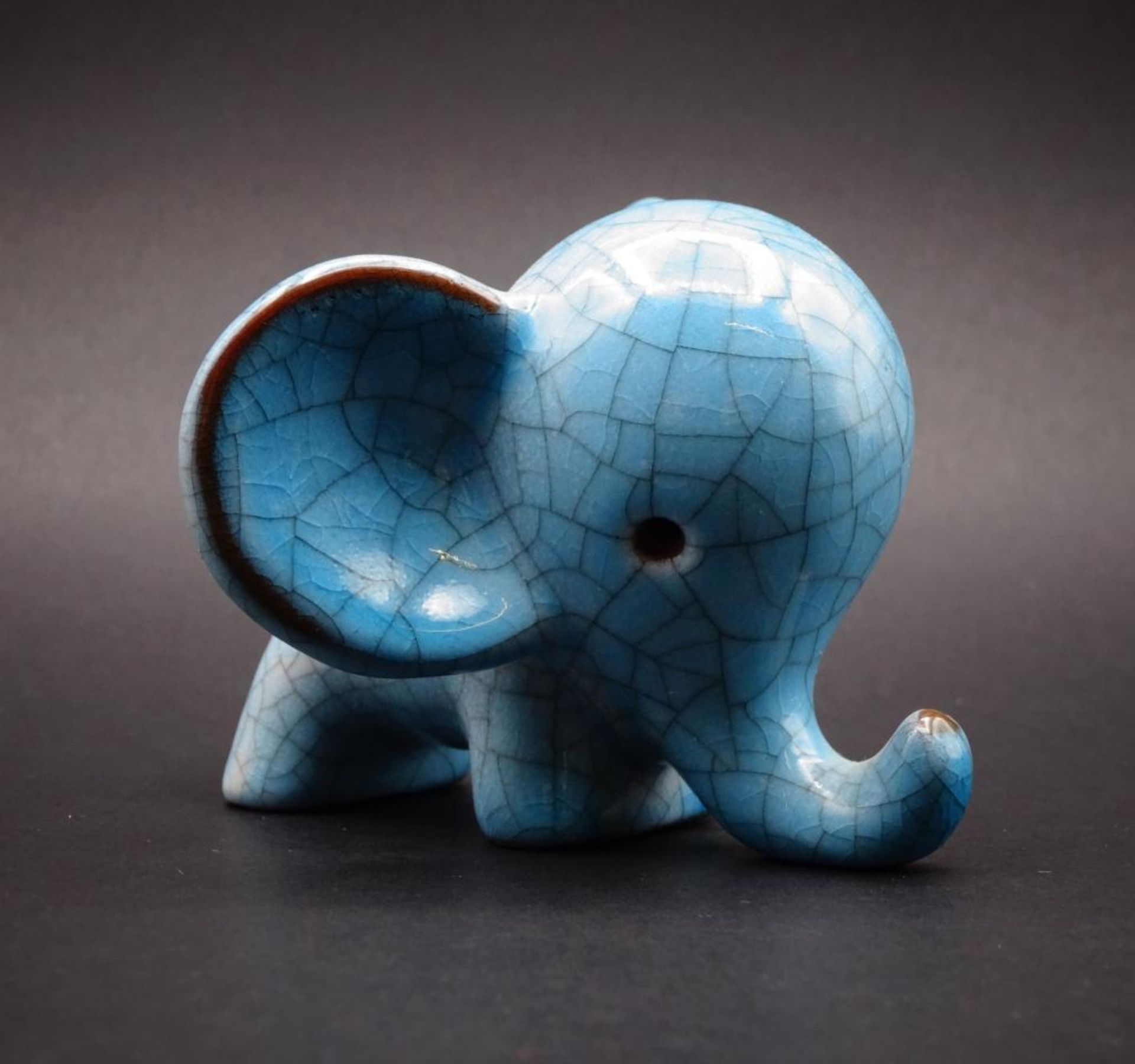 Walter BOSSE (1904-1979) kl. blauer Elefant, H-8 cm, L-10 cm