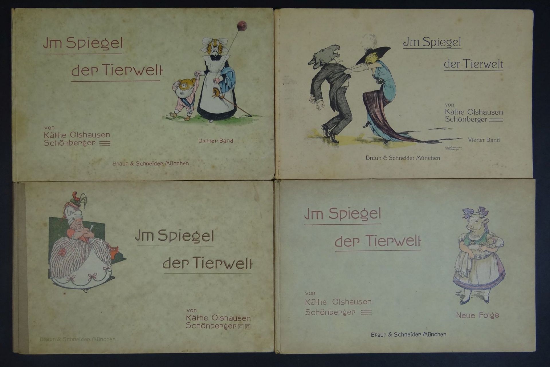 OLSHAUSEN-SCHÖNBERGER, Käthe. "Im Spiegel der Tierwelt". 4 Bücher mit Karikaturen München, Braun &