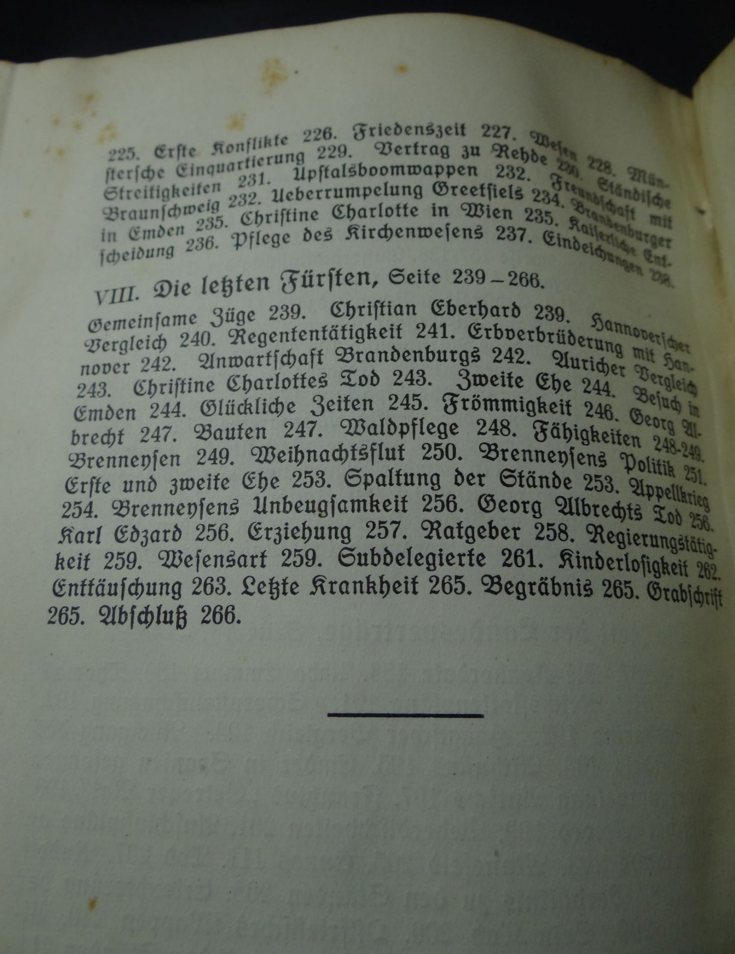 "Ostfriesland-bis zum Aussterben seines Fürstenhauses" 1925, stockfleckig, Alters-u. - Bild 6 aus 7