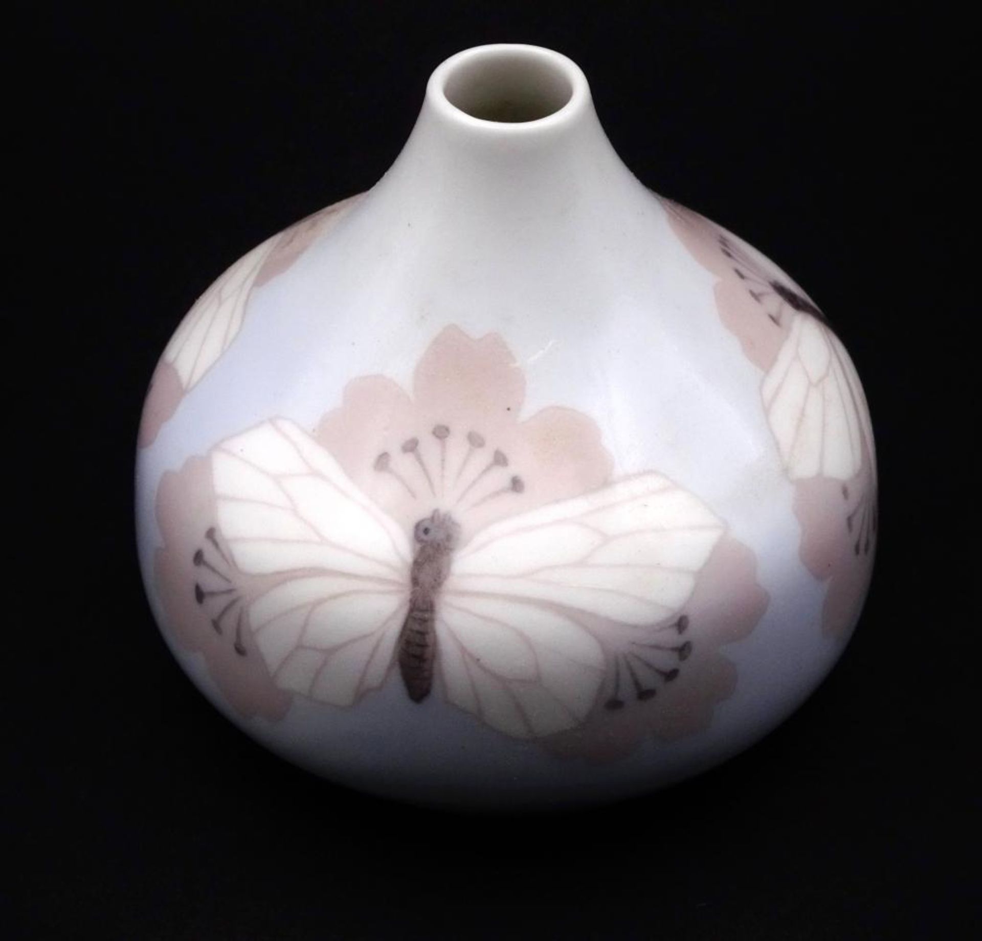 kleine Jugendstil-Vase "Royal Copenhagen", Schmetterlinge, H-8 cm, D-9 cm - Bild 5 aus 7