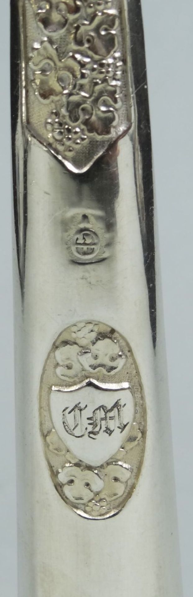 4-tg. Kinder (?) Besteck, in Pappschachtel, 13 lötiges Silber um 1840, Ziermonogramm, L- max. 19 cm, - Bild 5 aus 6