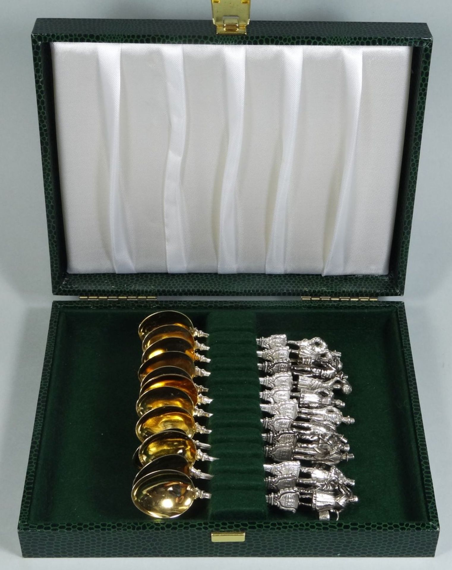 12 figürliche Moccalöffel, Silber-800-, Hamburg, Laffe vergoldet, L-10 cm, zus. 156 g