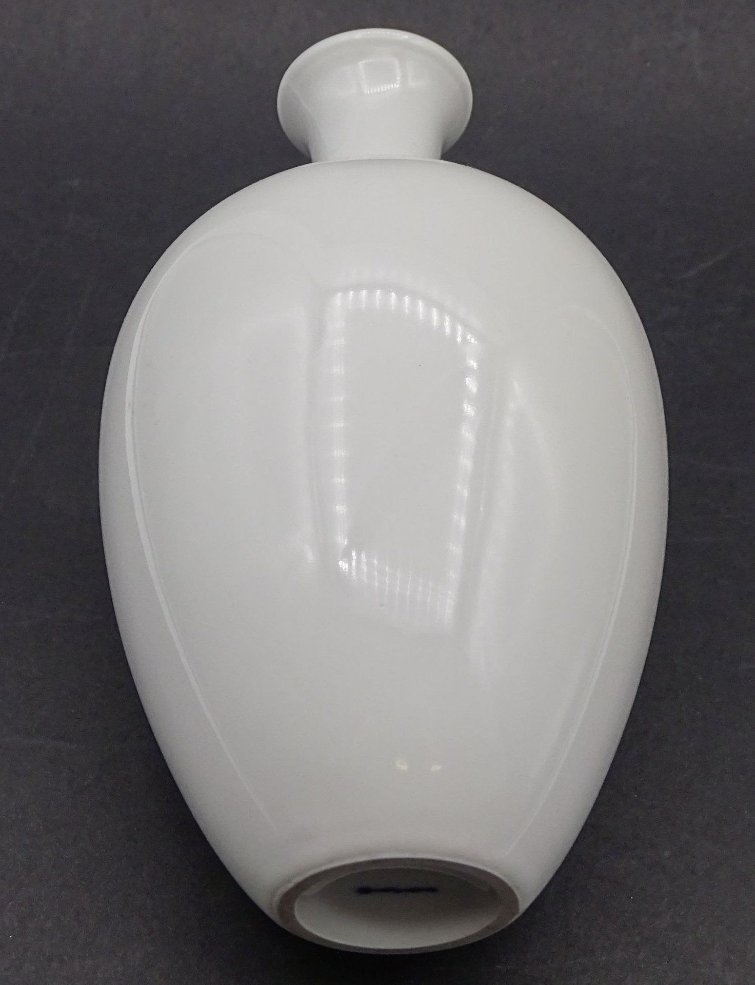 Vase "KPM" Berlin, weiss, H-15 cm - Bild 3 aus 4