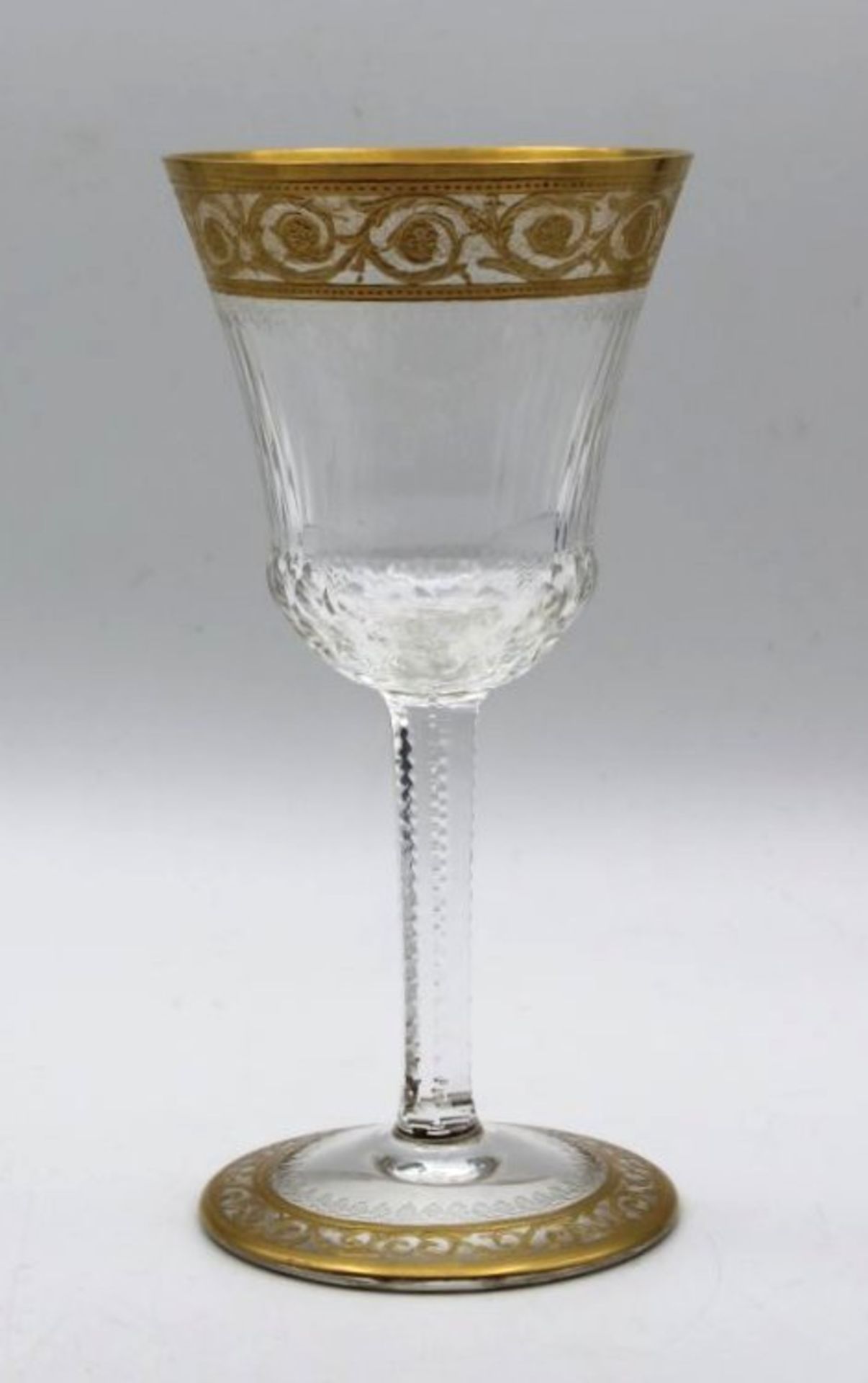 Süssweinglas, Saint - Louis, Paris, Goldbemalung, H-14,5cm.