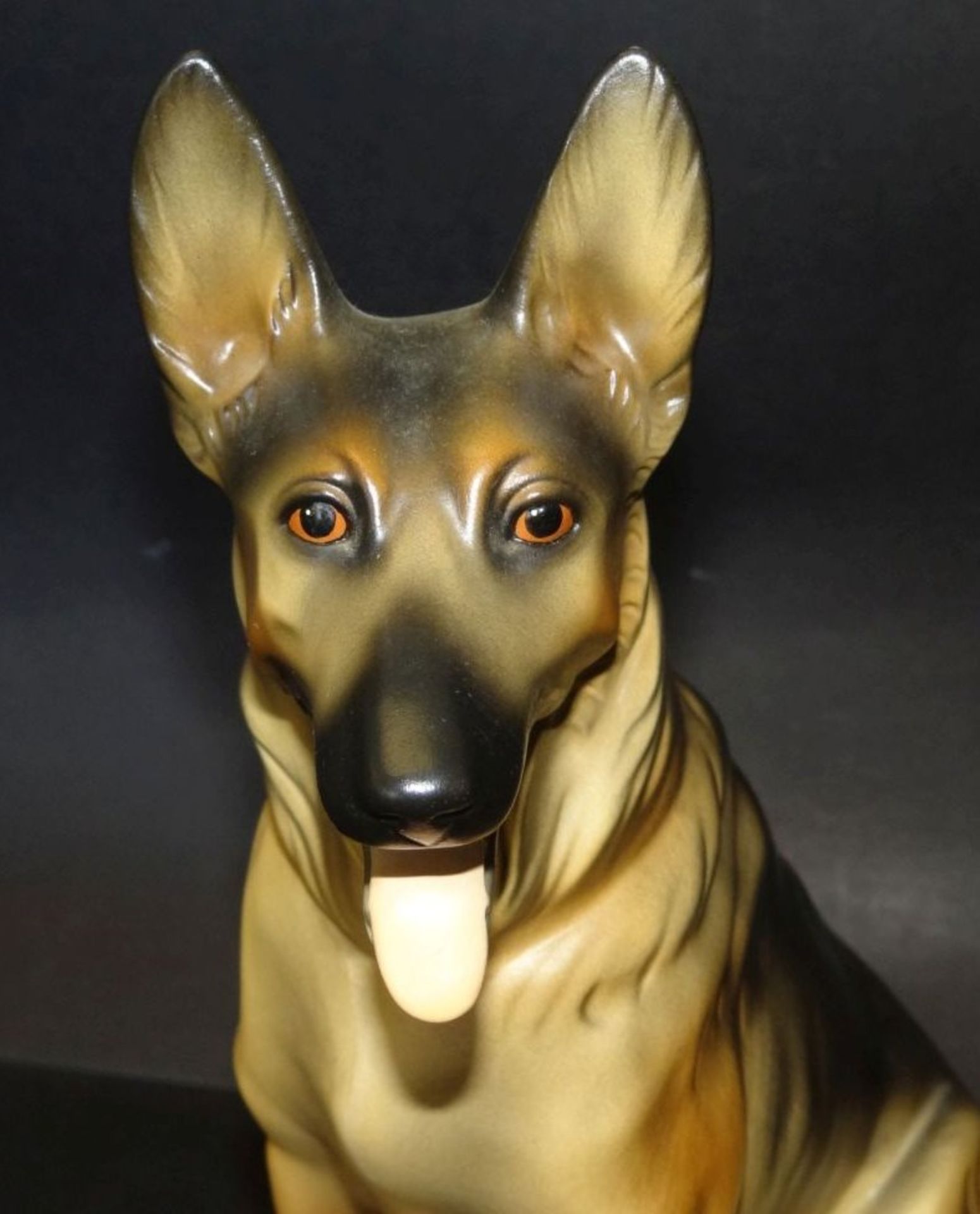 grosser, sitzender Schäferhund "Goebel", H-27 cm, T-23 cm, sehr guter Zustan - Bild 6 aus 9