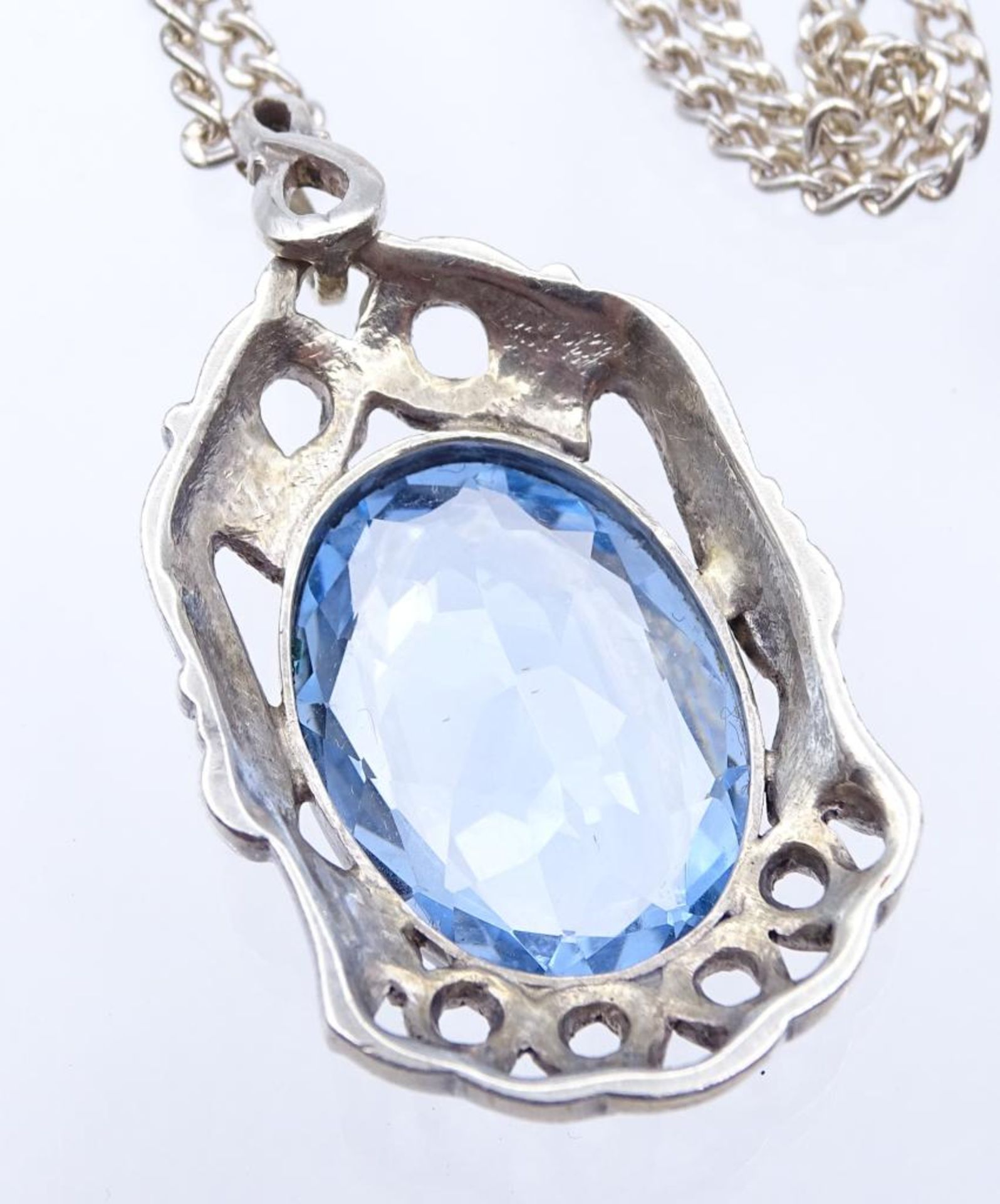 Halskette mit Anhänger, Silber 835/000, blauer facettierter Halbedelstein Besatz,ges.Gew.14,3gr., - Bild 4 aus 4