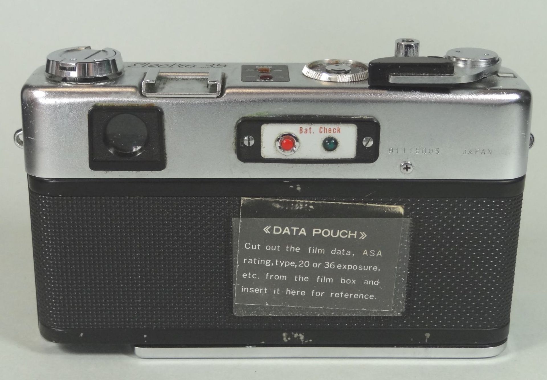 Fotoapparat "Yashica electro 35" mit Tasche und Beschreibung - Bild 7 aus 7
