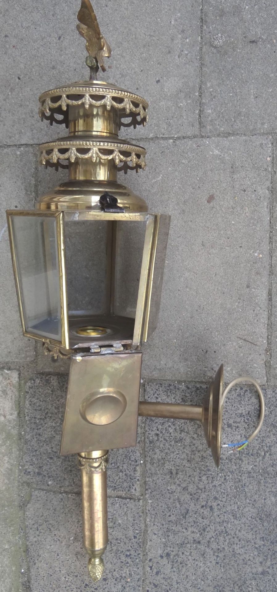 grosse, massive Kutschenlampe, Messing/Bronze, H-75 cm, B-28 cm, elektrisch, guter Zustand - Bild 5 aus 9