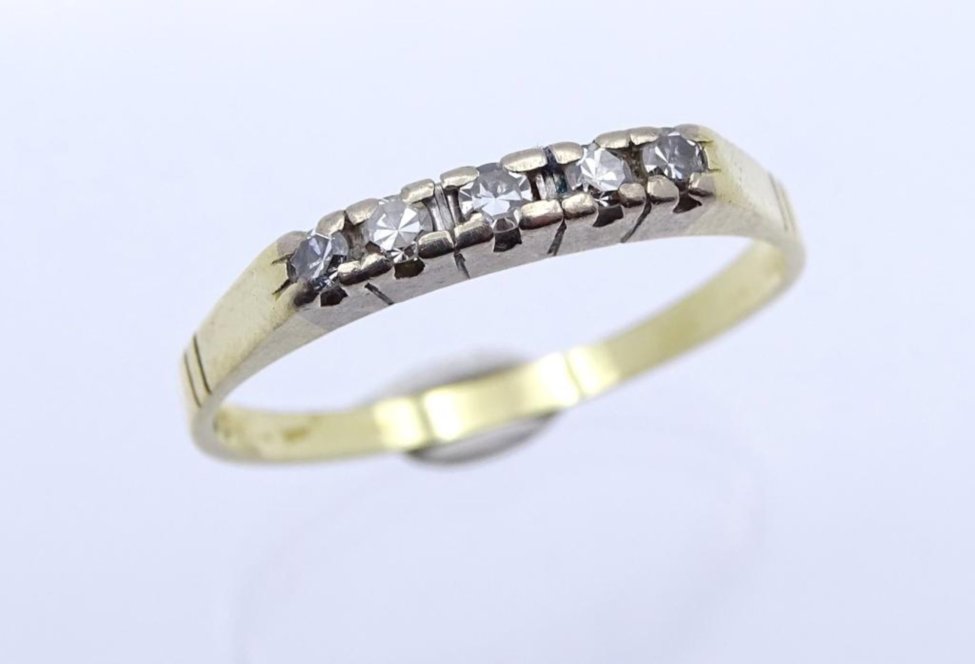 585er GG Ring mit 5 Diamanten,zus.ca. 0,05ct.,2,4gr., RG 57 - Bild 4 aus 4