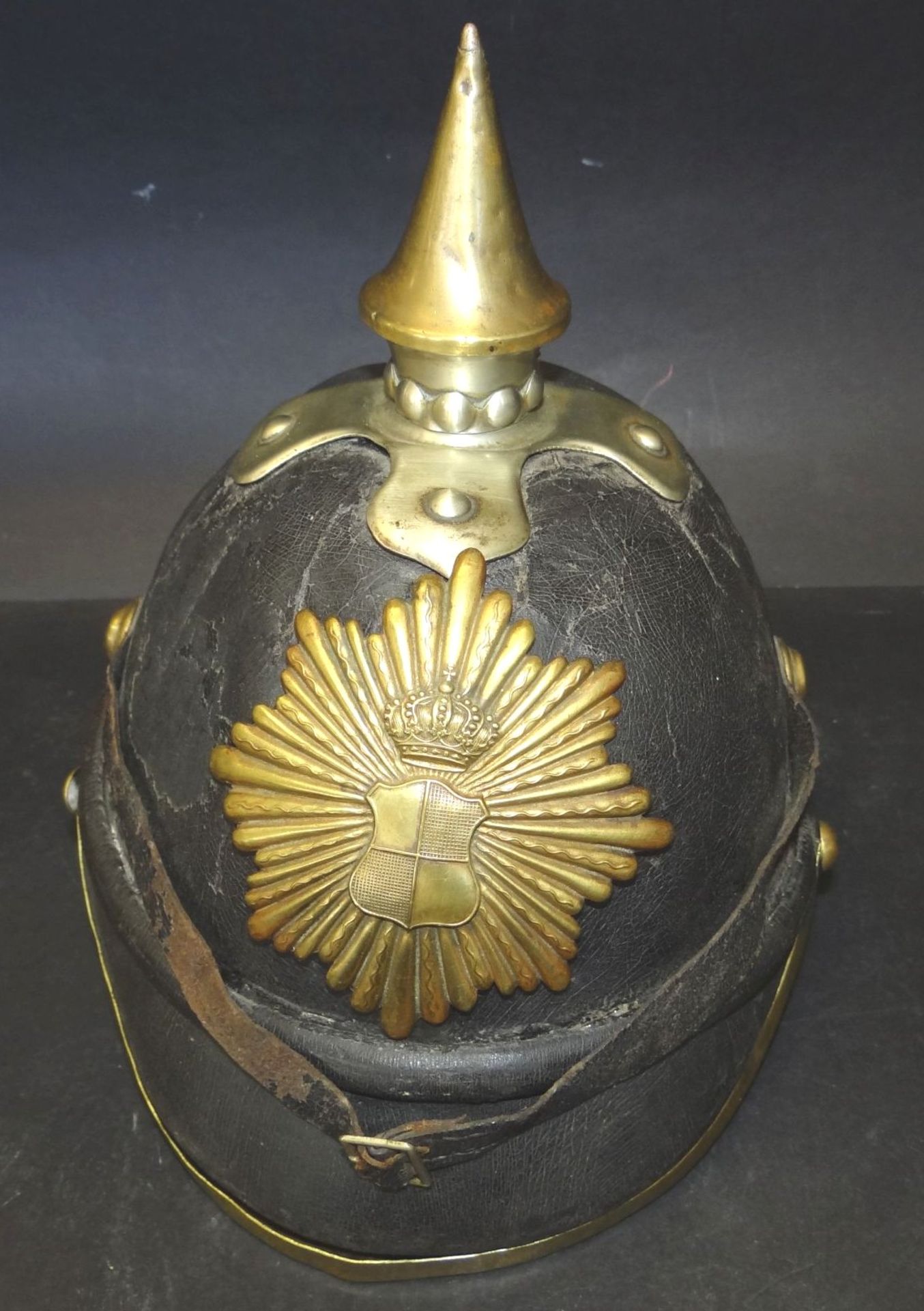 Kinder-Pickelhaube, Oldenburg um 1900,Alters-u. Gebrauchsspuren, - Bild 2 aus 10