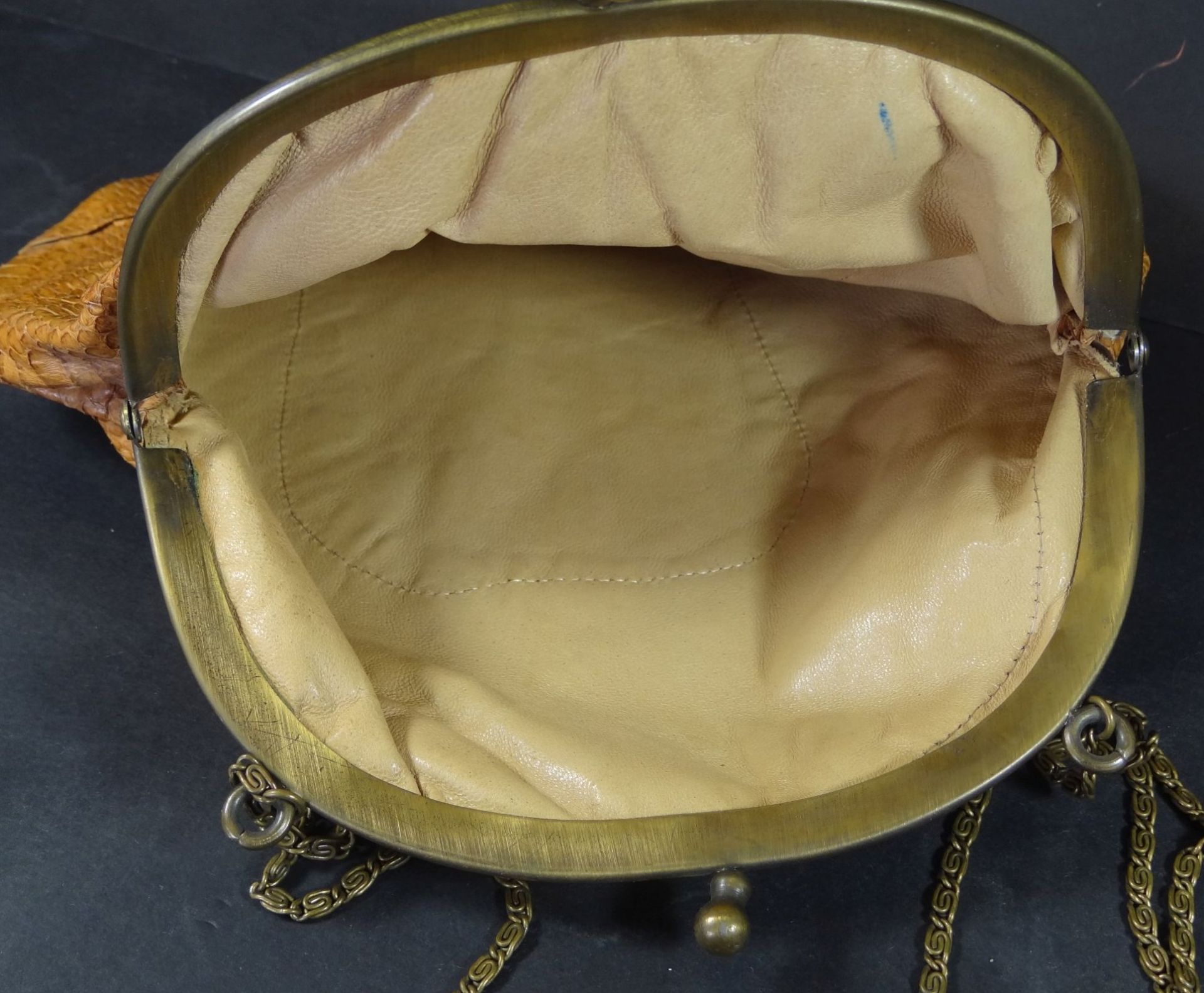 Reptilienleder-Handtasche, älter, 25x25 cm, Messingbüg - Bild 3 aus 4