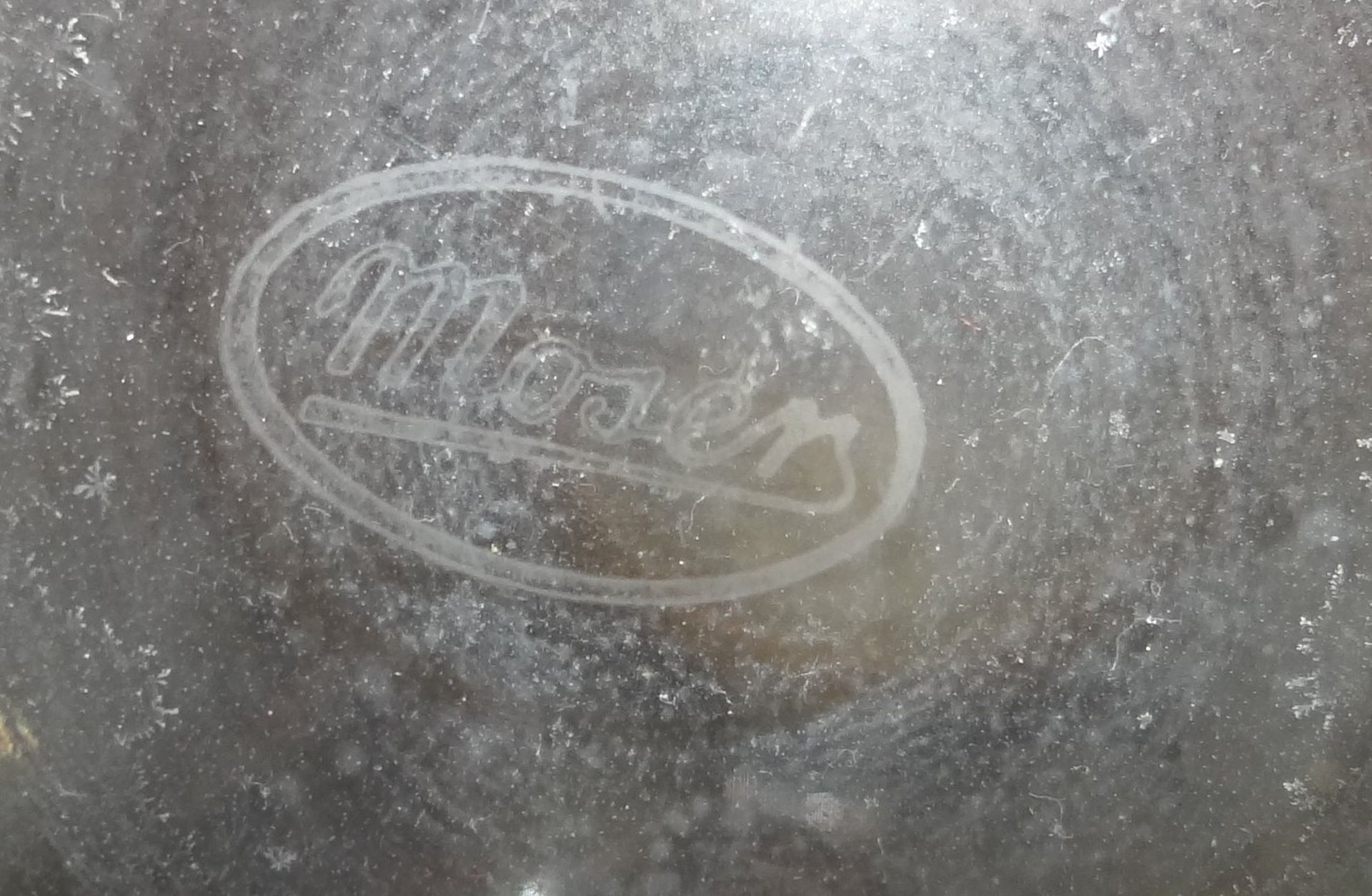 schwerer Kristallkrug mit vergoldeten Rand "Moser" in Boden beschriftet, H-25 cm Ätzsignatur, 2. - Bild 6 aus 6