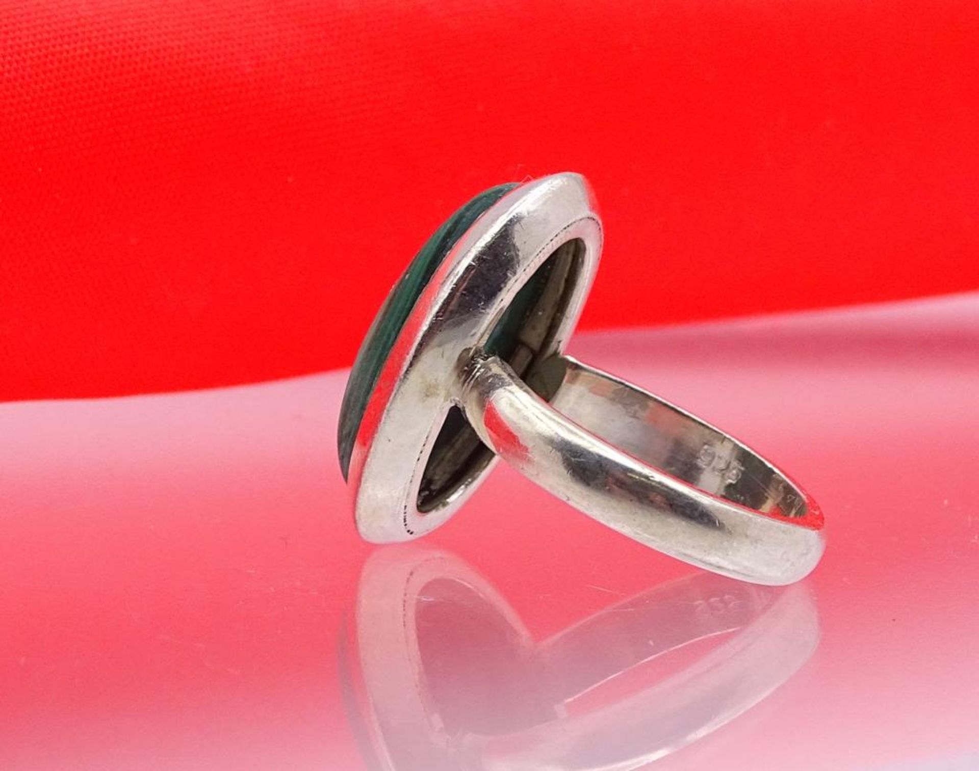 925er Silber Ring mit einen Malachit Cabochon, 9,8gr., RG 56 - Bild 2 aus 3