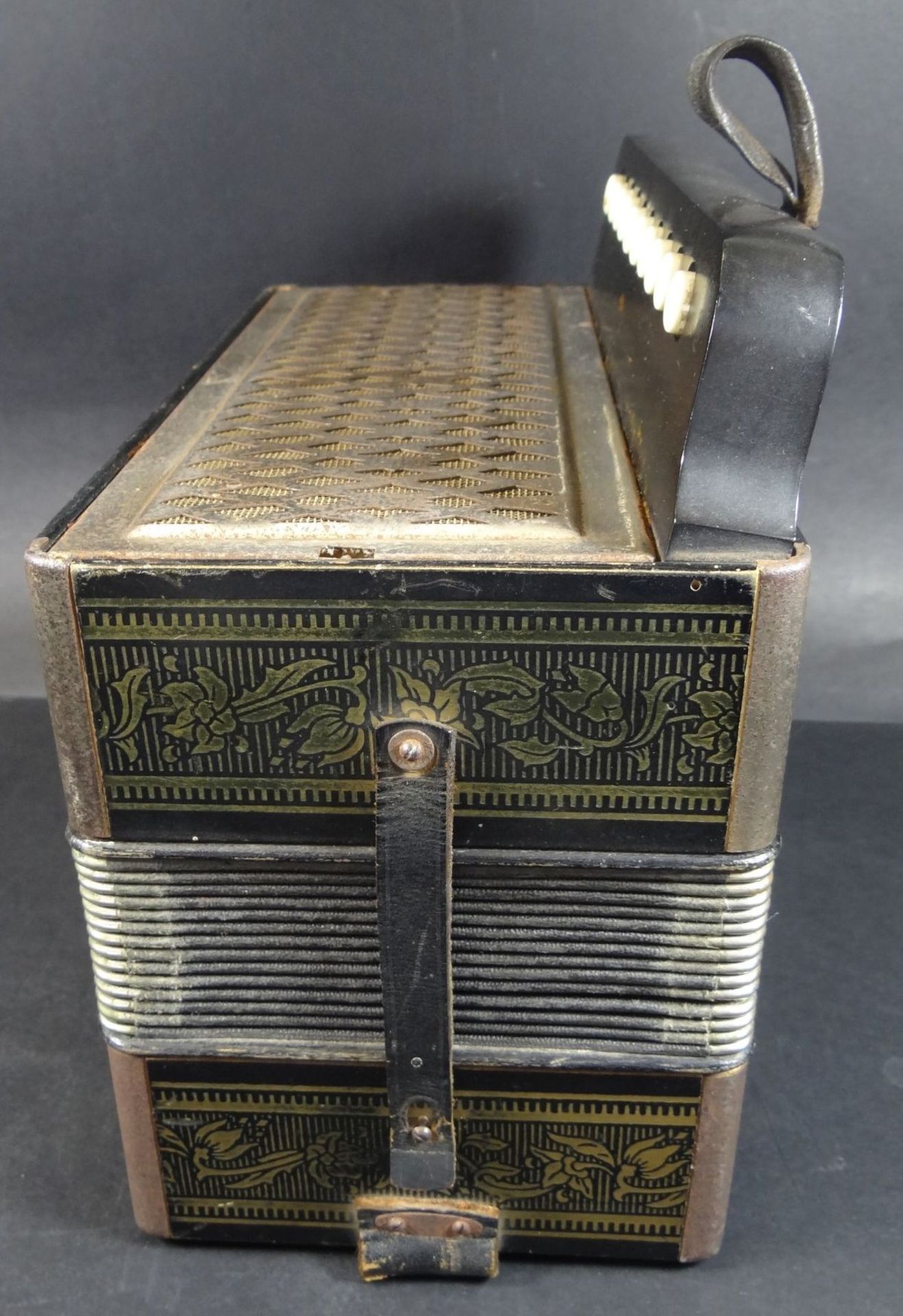 Hohner Knopfakkordeon um 1920, spielbereit, H-28 cm - Bild 3 aus 8