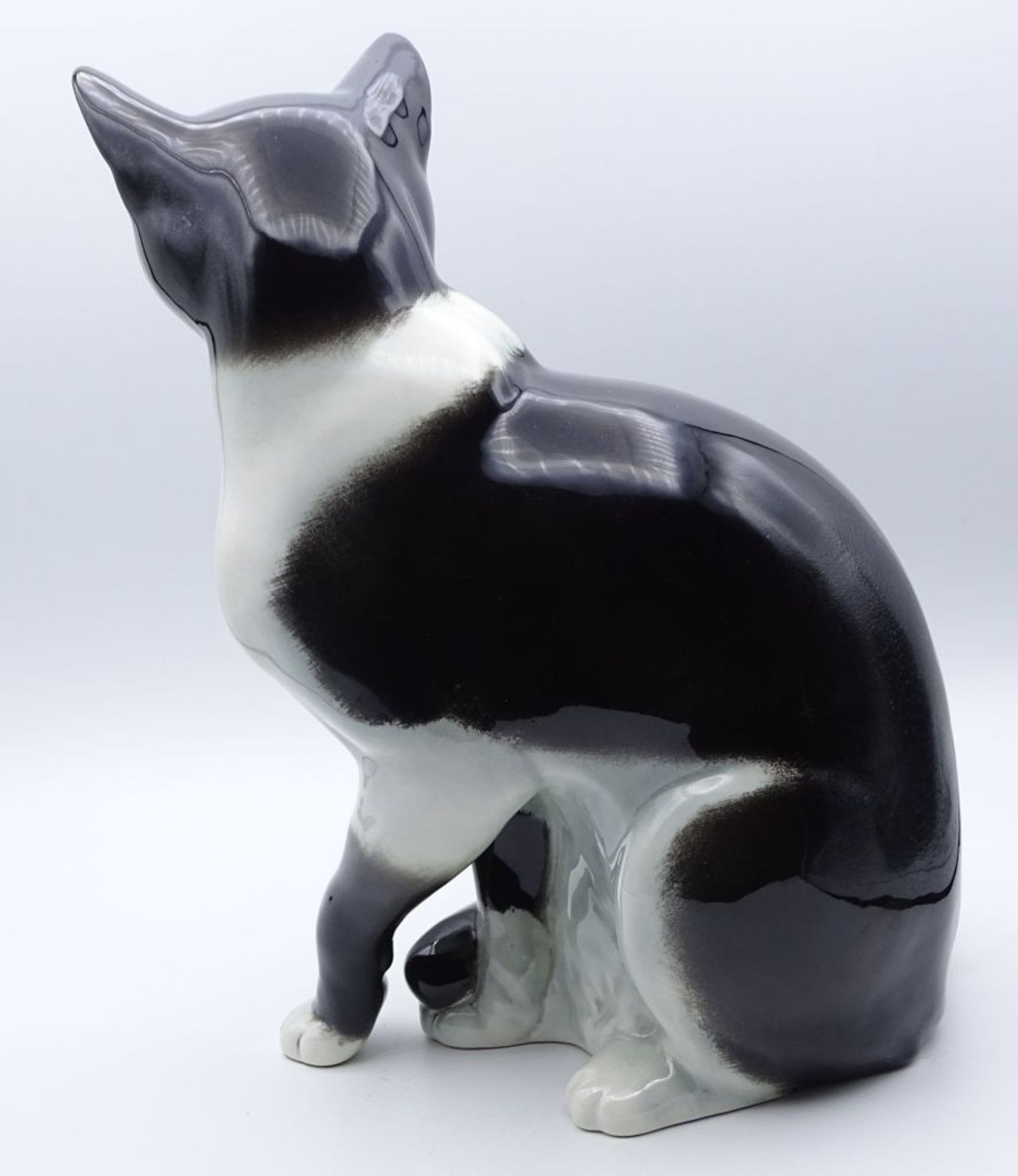 "Große Katze, Manufaktur Goebel, Produktions-Nr. 3102327. glasierte sitzende Katze. H. 28cm - Bild 3 aus 4