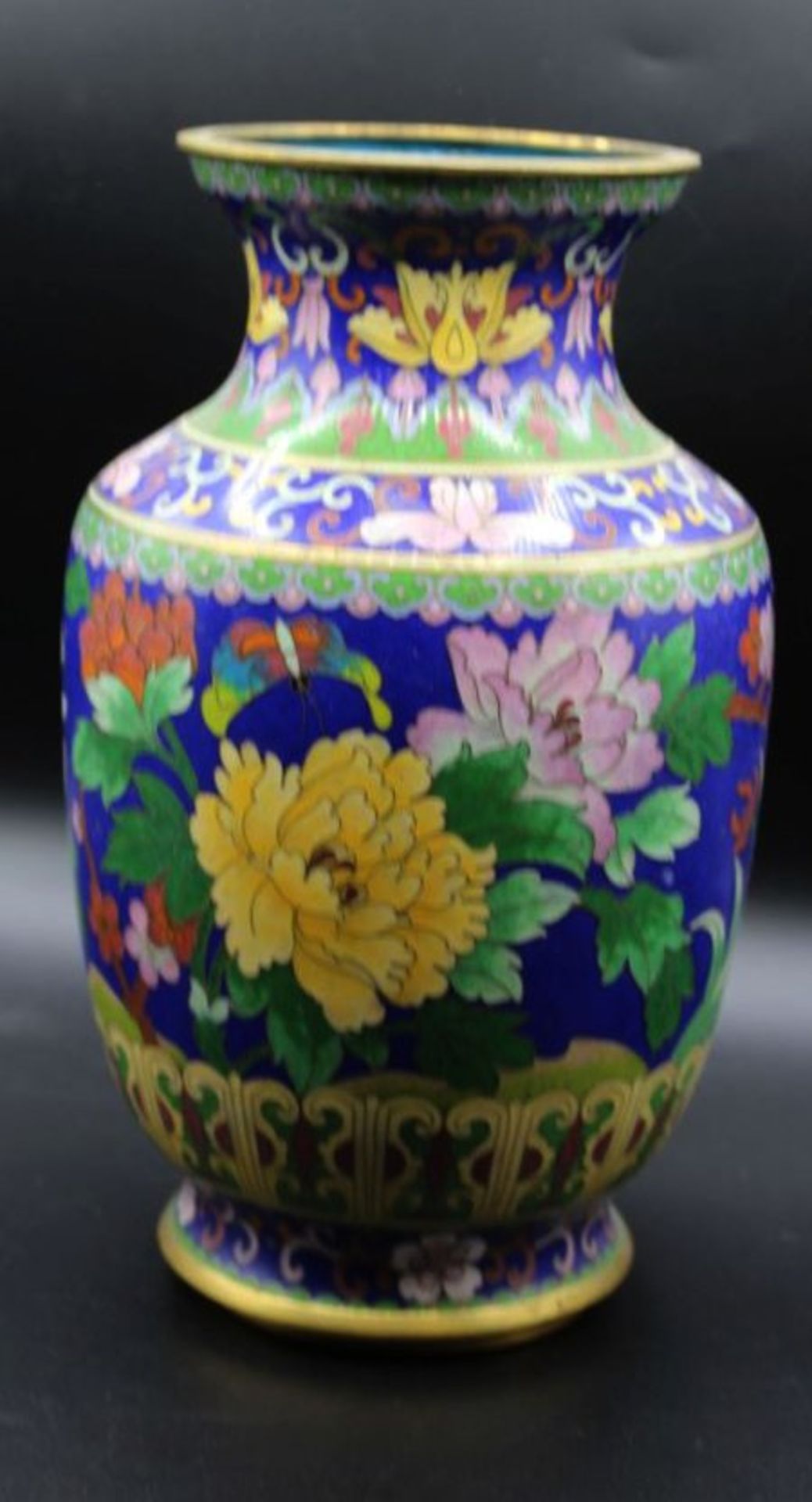 Vase, Cloissone, China, älter, Floraldekor, H-25cm. - Bild 2 aus 4
