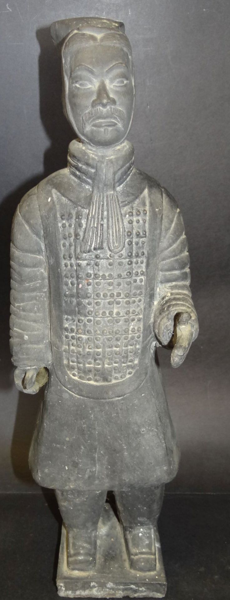 Ton-Kriegerfigur, China, H-37 cm
