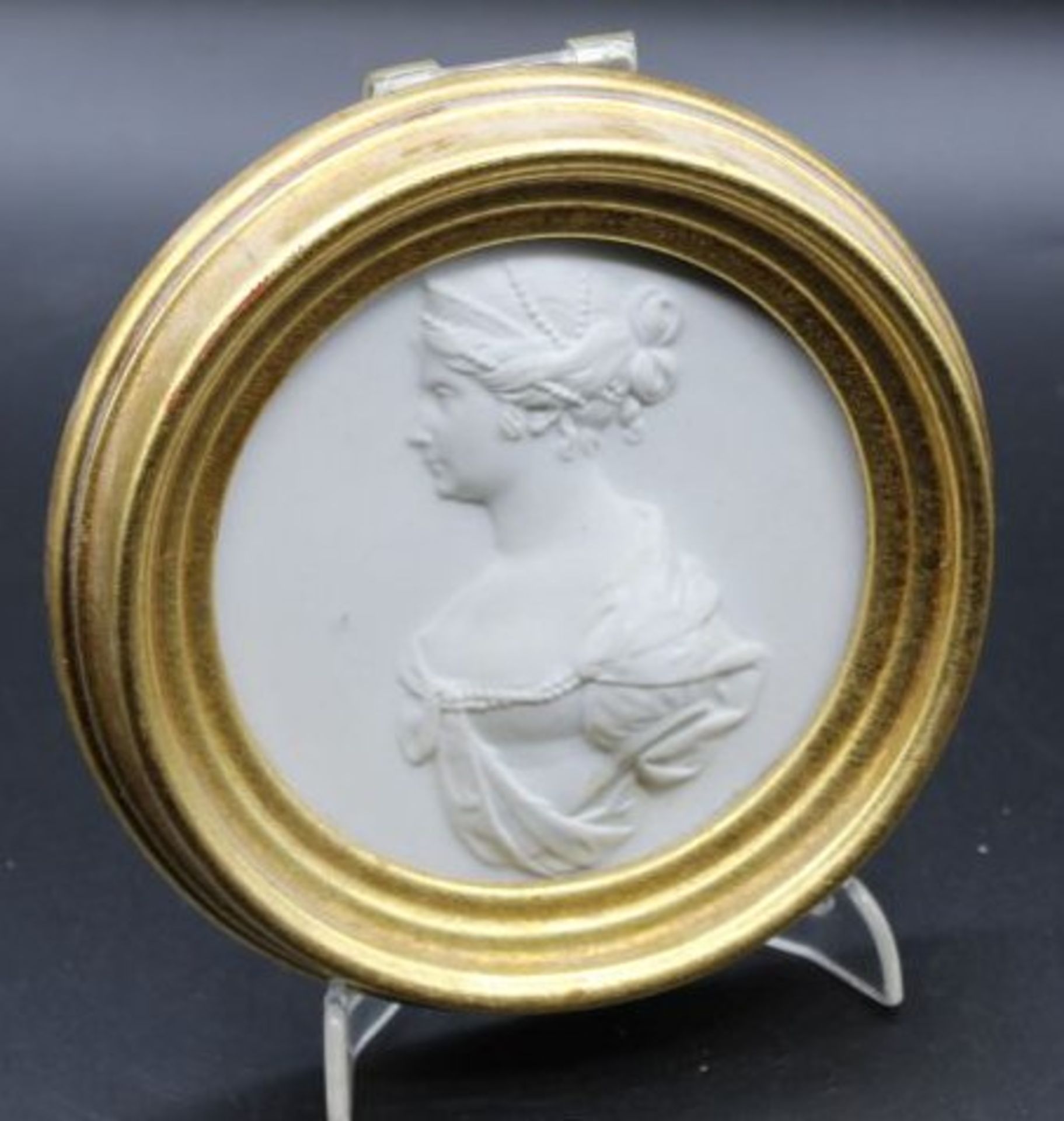 Reliefportrait, Meissen, Stattliches Museum zu Berlin, rund gerahmt, D-12,5cm.