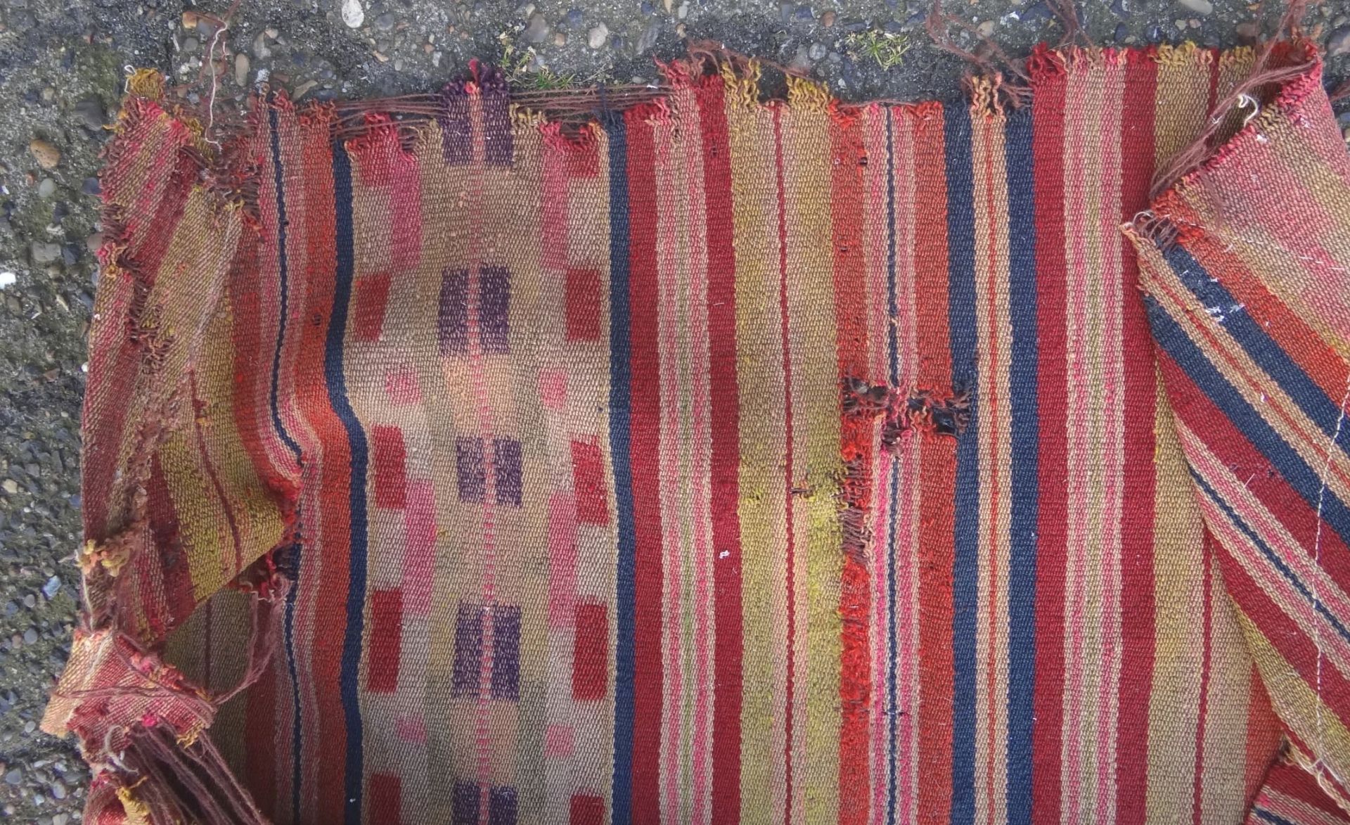 alte Kelim-Tasche, mit Löchern, Alters-u. Gebrauchsspuren, 72x56 c - Bild 4 aus 8