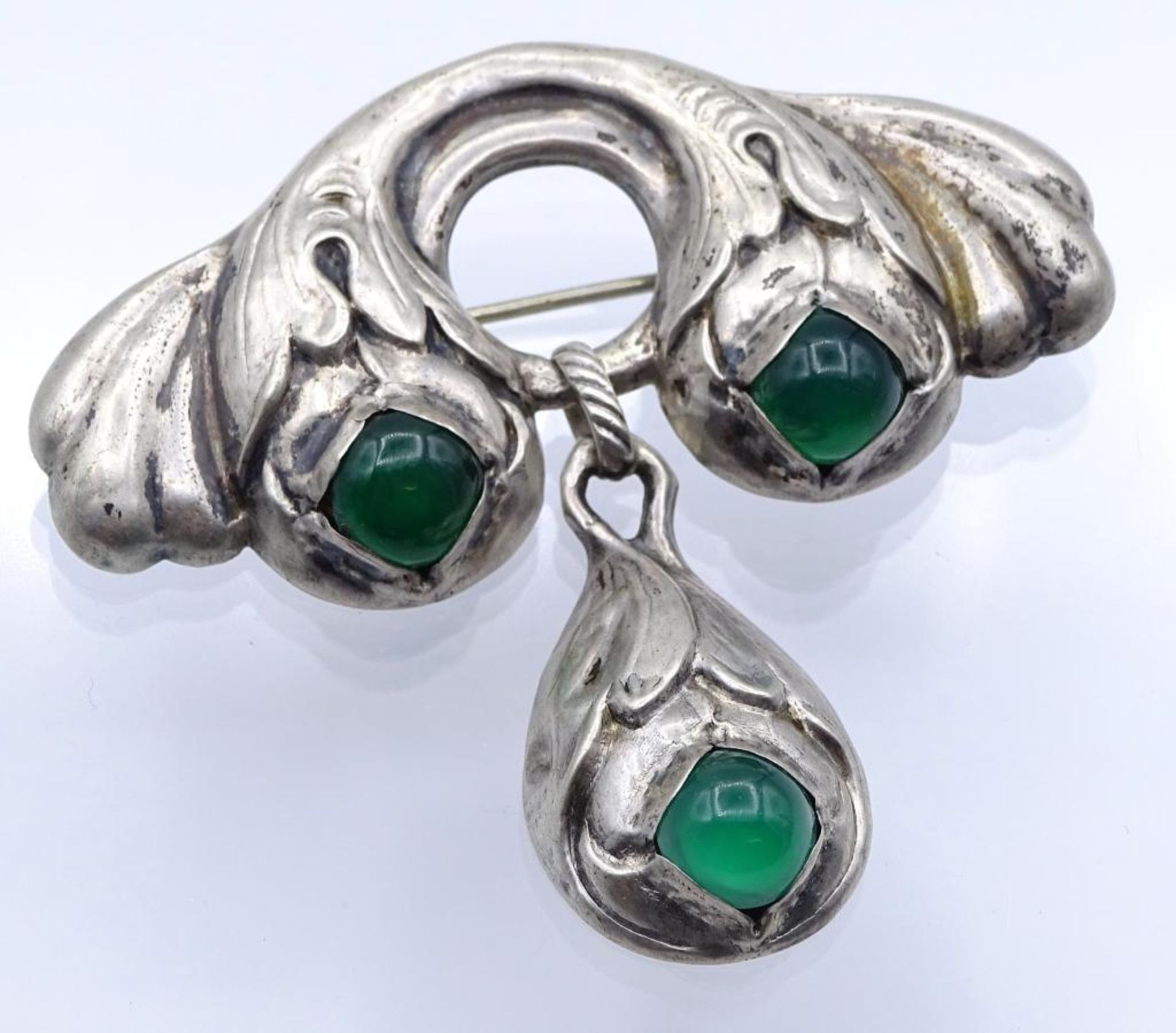Jugendstil Brosche mit grünen Steinen,Silber 830/000, S.P.L- 6,0cm, b- 6,5cm, 12,0gr