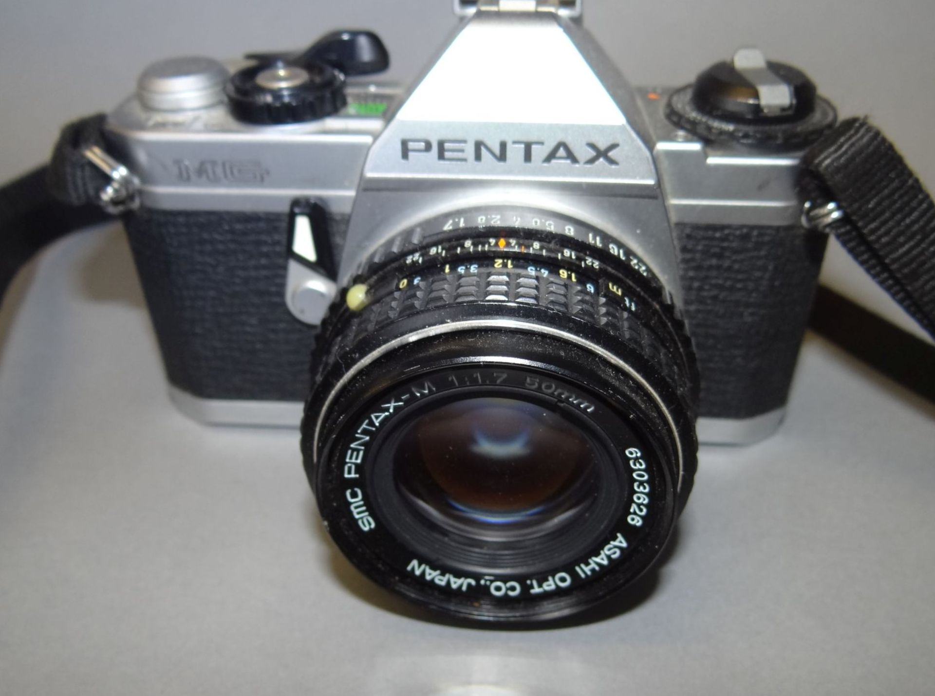 Spiegelreflex "Pentax" MG, Objektiv 1:17-50 mm - Bild 3 aus 3