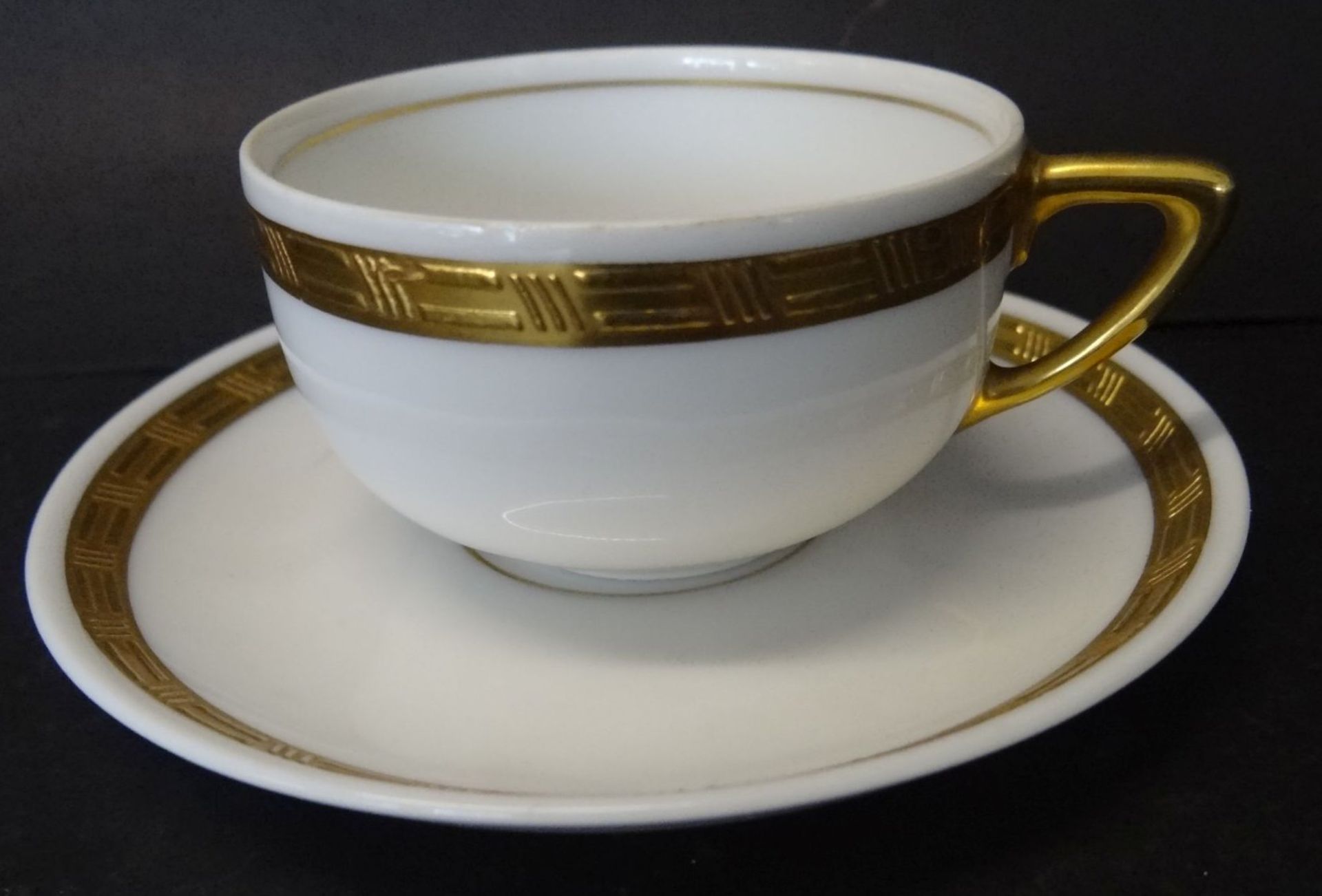 Jugendstil-Mokkatasse mit U.T. , Rosenthal, Golddekor