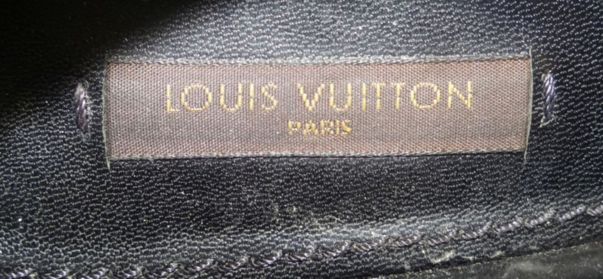 Paar Pumps "Louis Vuitton" in orig. Karton, 38 1/2, gut erhalten mit leichten Tragespuren, Kalb - Bild 6 aus 9