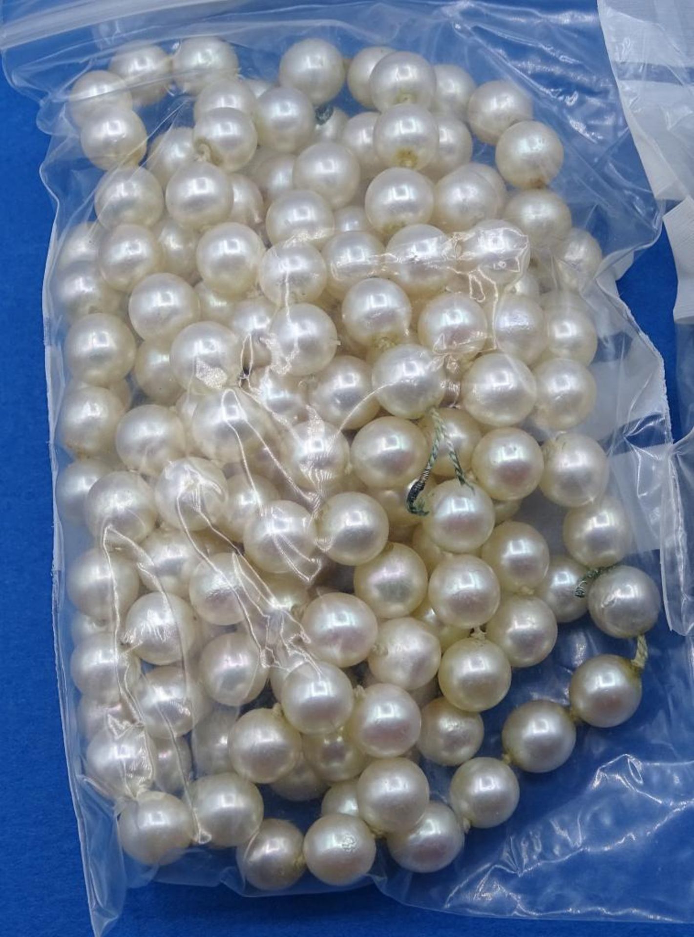 Konvolut Perlen Ketten, tw. mit Verschluss, 8 Stüc - Bild 2 aus 5
