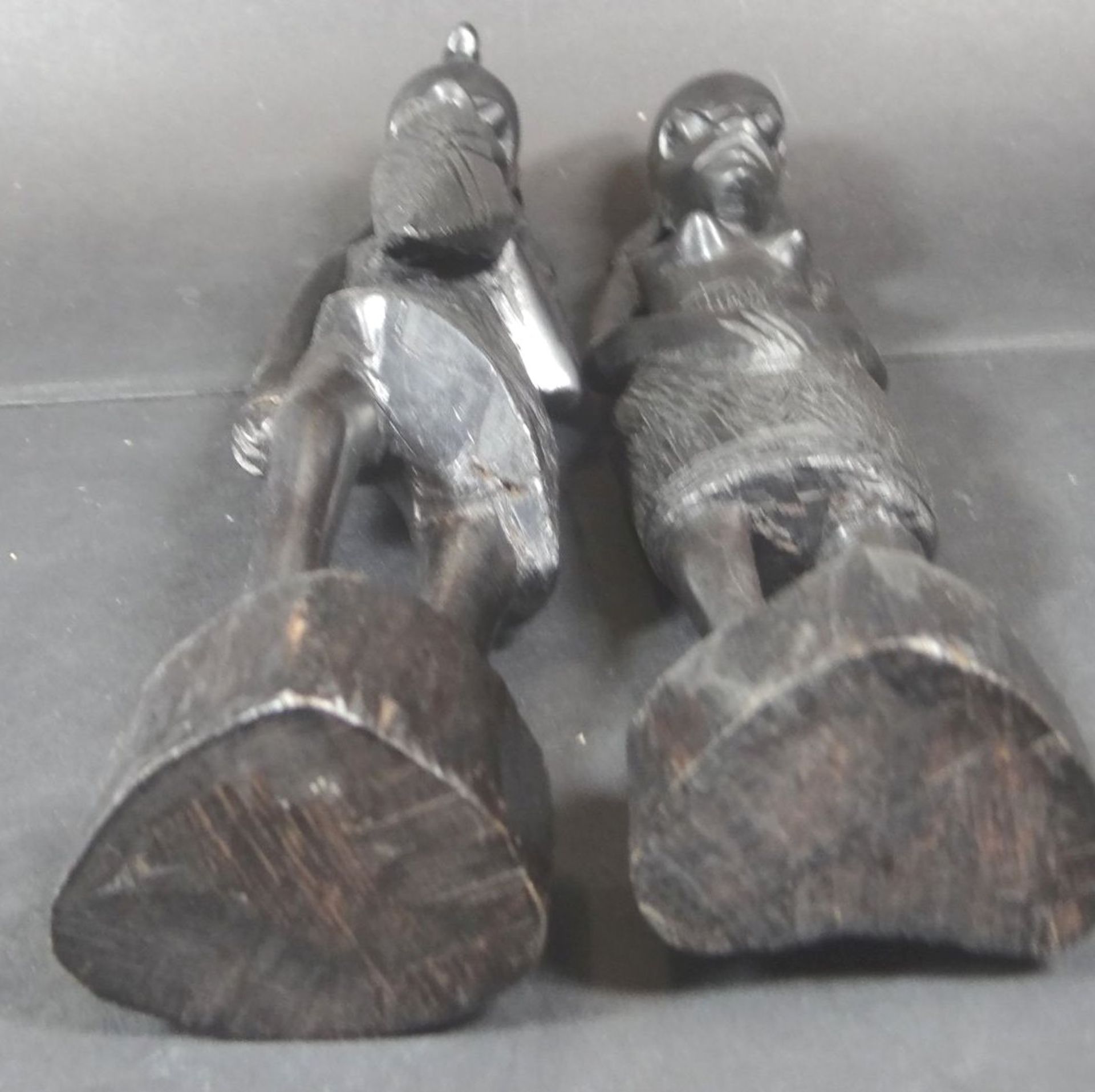 afrikan. Holzschnitzerei "Paar Massai", Tropenholz, Speer fehlt, H-21 cm - Bild 5 aus 5
