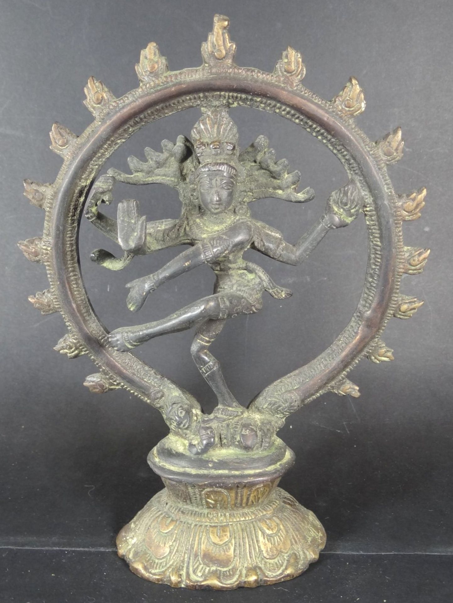 indische Göttin Shiva im Feuerring, Bronze, H-20 cm, B-15 cm, ält - Bild 3 aus 7