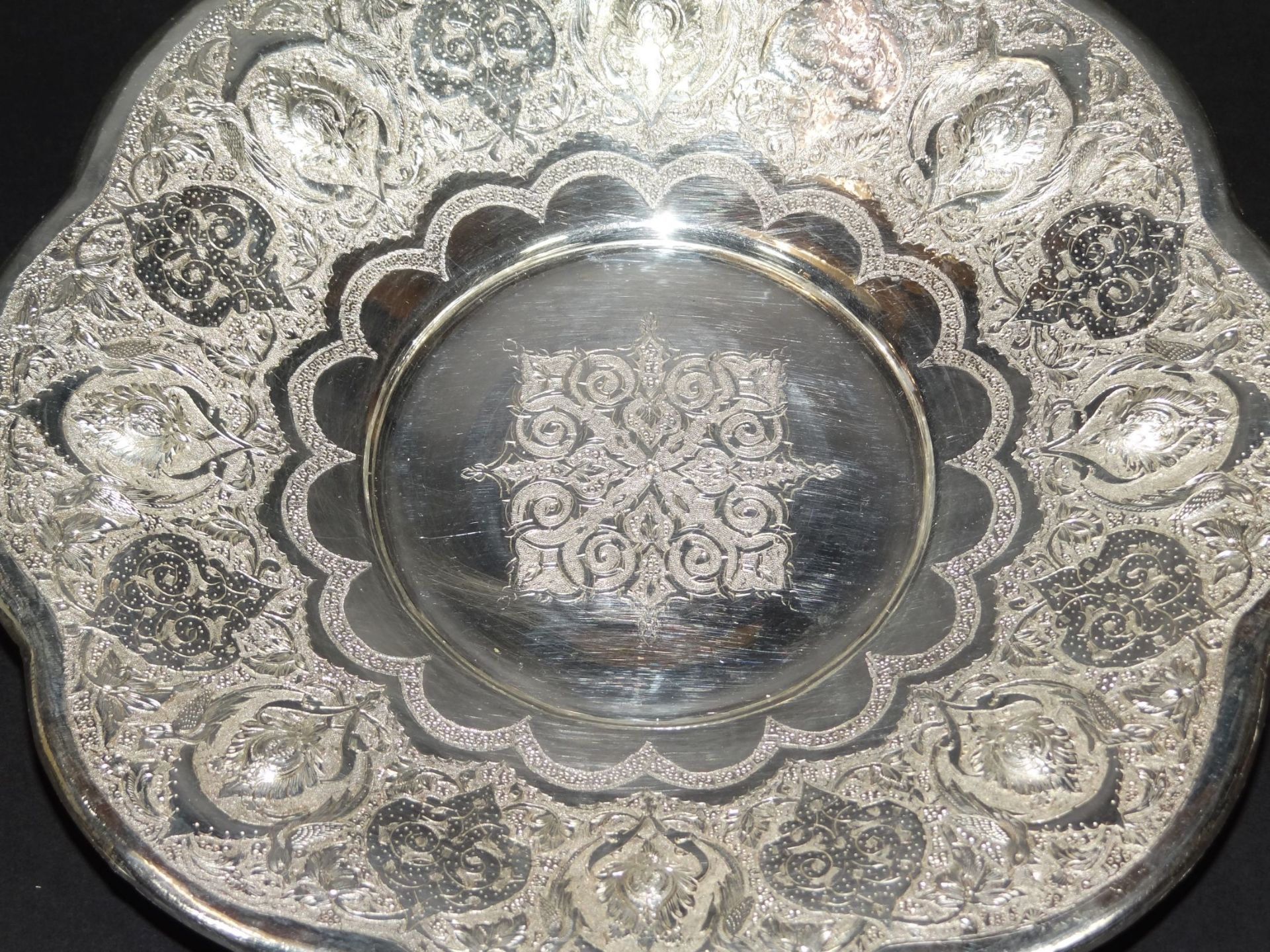 Silber-Tafelaufsatz, wohl Persien, arabische Punzen, H-5cm, D-25 cm, 431 gr. - Bild 3 aus 5