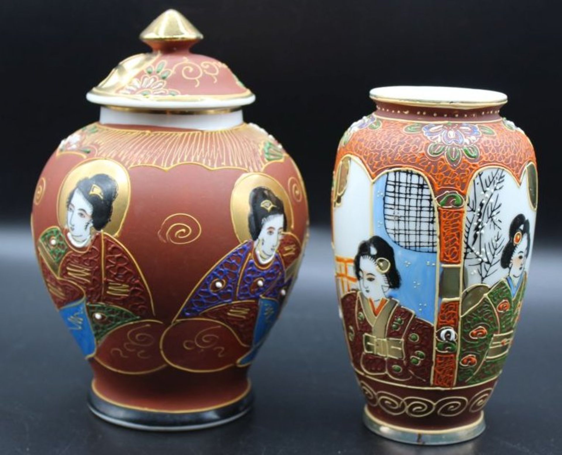 Teedose und kl. Vase, Japan, Satsuma, H-15,5cm und 13,5cm. - Bild 2 aus 3