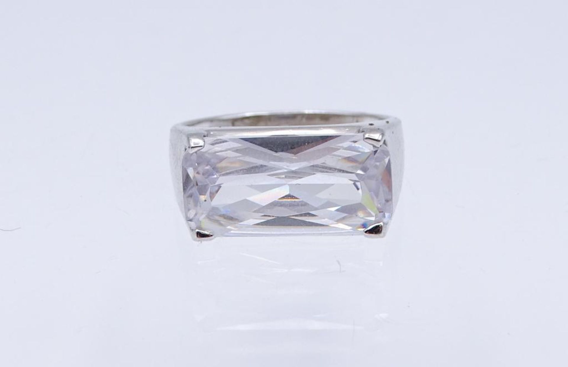 Ring Silber 925/000 mit einem rechteckig fac., weißen Edelstein, RG 67, 9,4 - Bild 2 aus 4