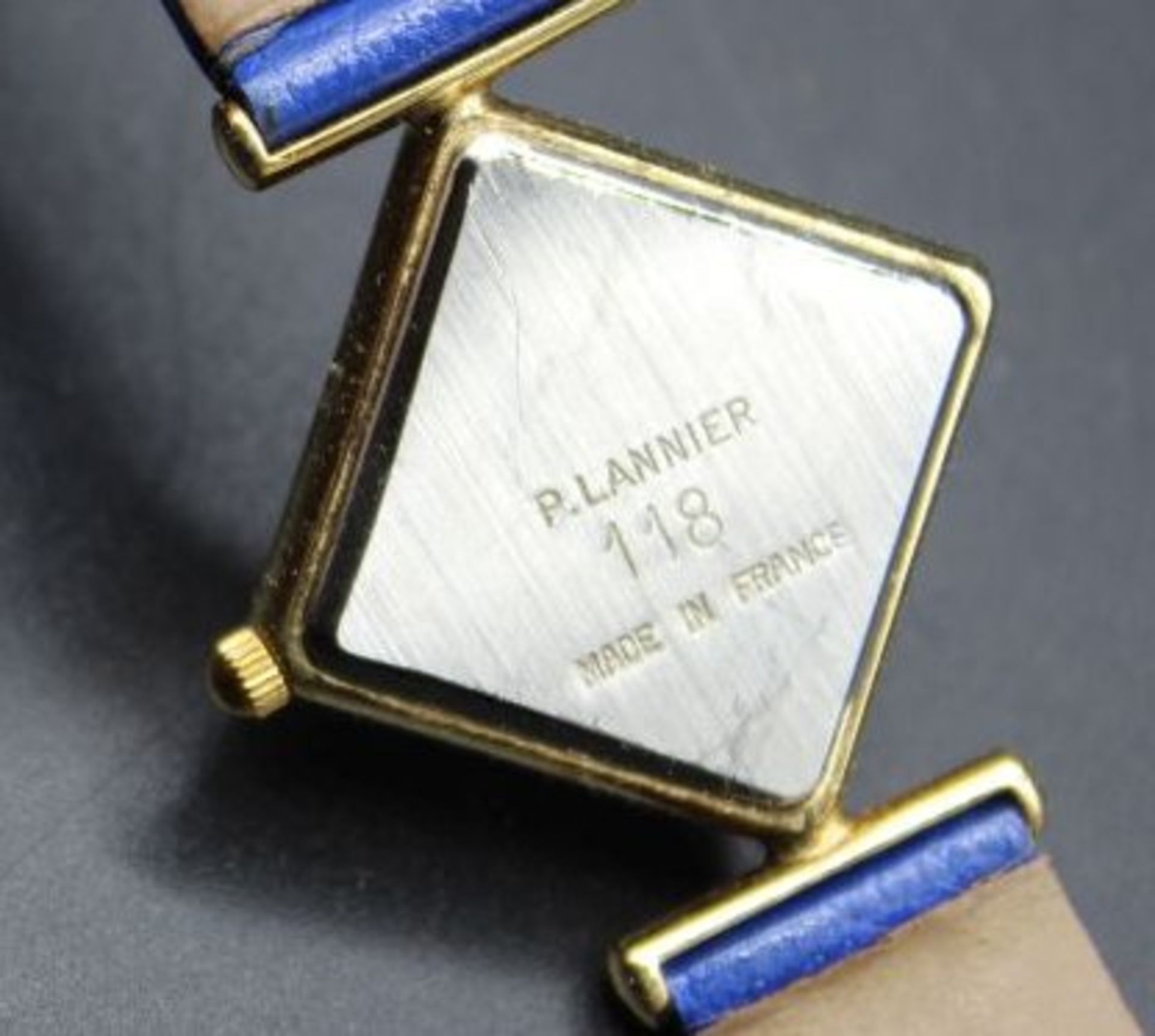 Damenarmbanduhr "Pierre Lannier", Quartzwerk, blaues Lederband, 3x3 cm. - Bild 2 aus 2