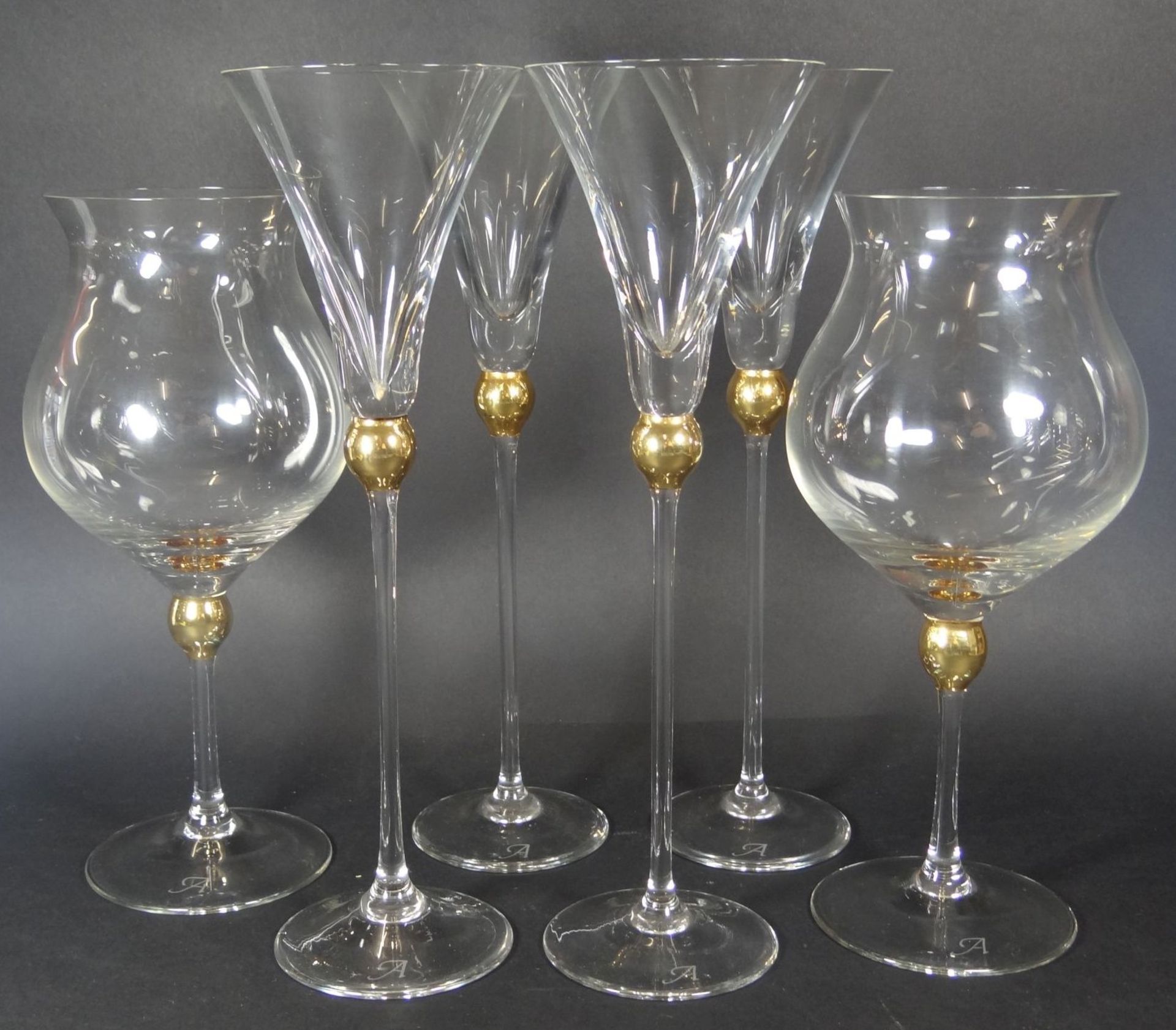 6x hohe Gläser mit Goldkugeln, , H-24 und 29 c