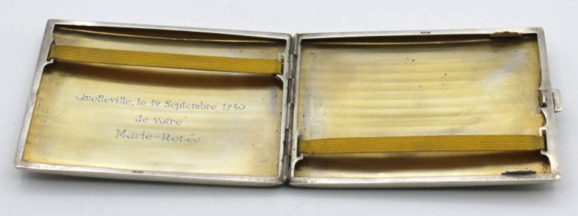 Zigarettenetui, 830er Silber, 126,5gr., innen Widmung auf französich, datiert 1940, 11 x 8cm. - Bild 3 aus 4