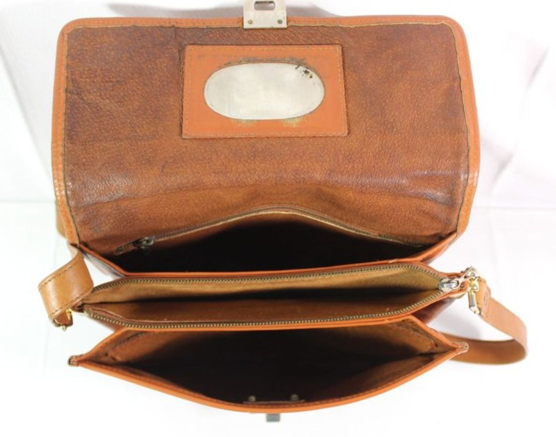 Damen-Handtasche, MCM, getragene Erhaltung, 19 x 24cm. - Bild 4 aus 5