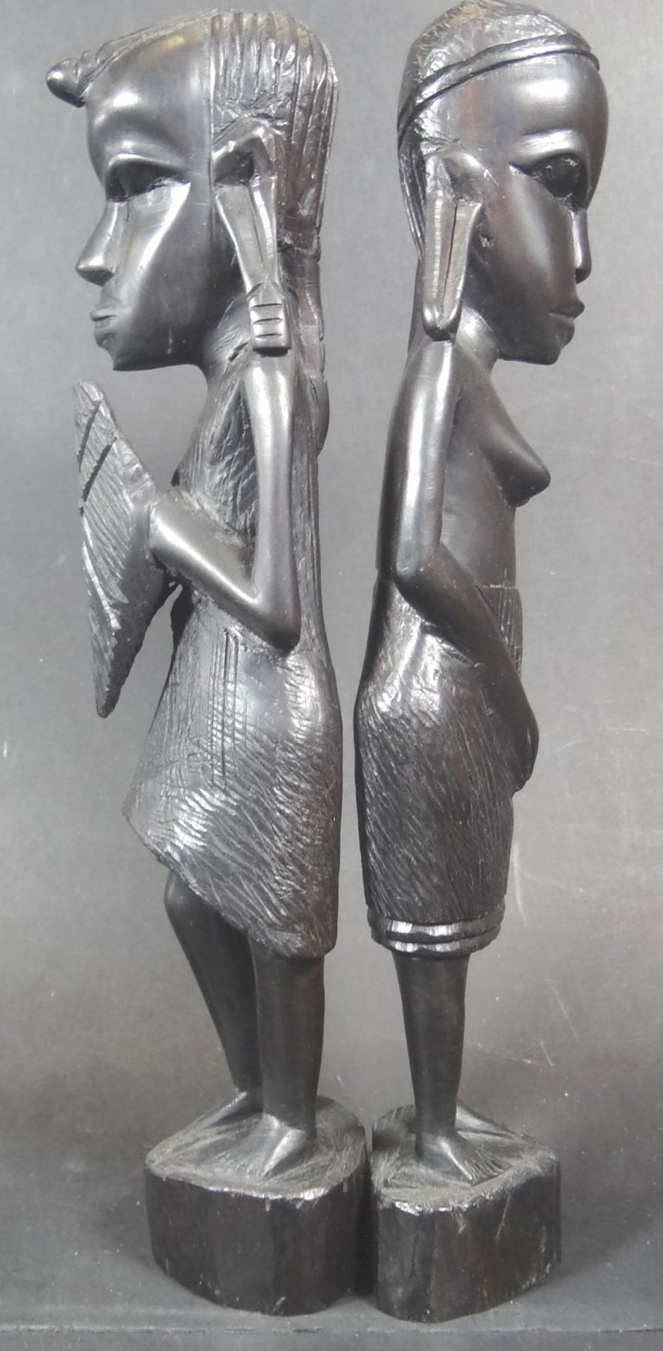 afrikan. Holzschnitzerei "Paar Massai", Tropenholz, Speer fehlt, H-21 cm - Bild 4 aus 5