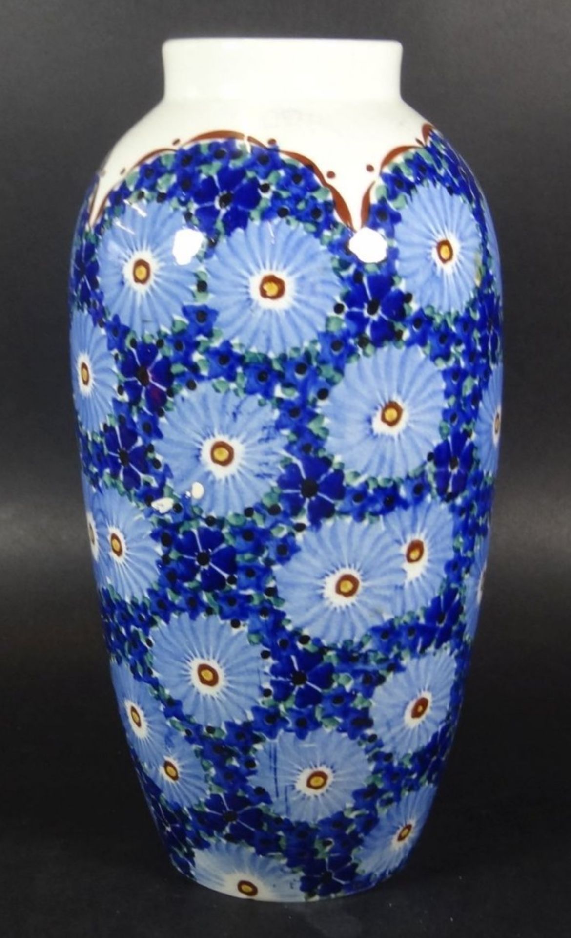 Vase mit Blütendekor "Gräfenroda" Handarbeit, H-28,5- - -22.61 % buyer's premium on the hammer - Bild 3 aus 5