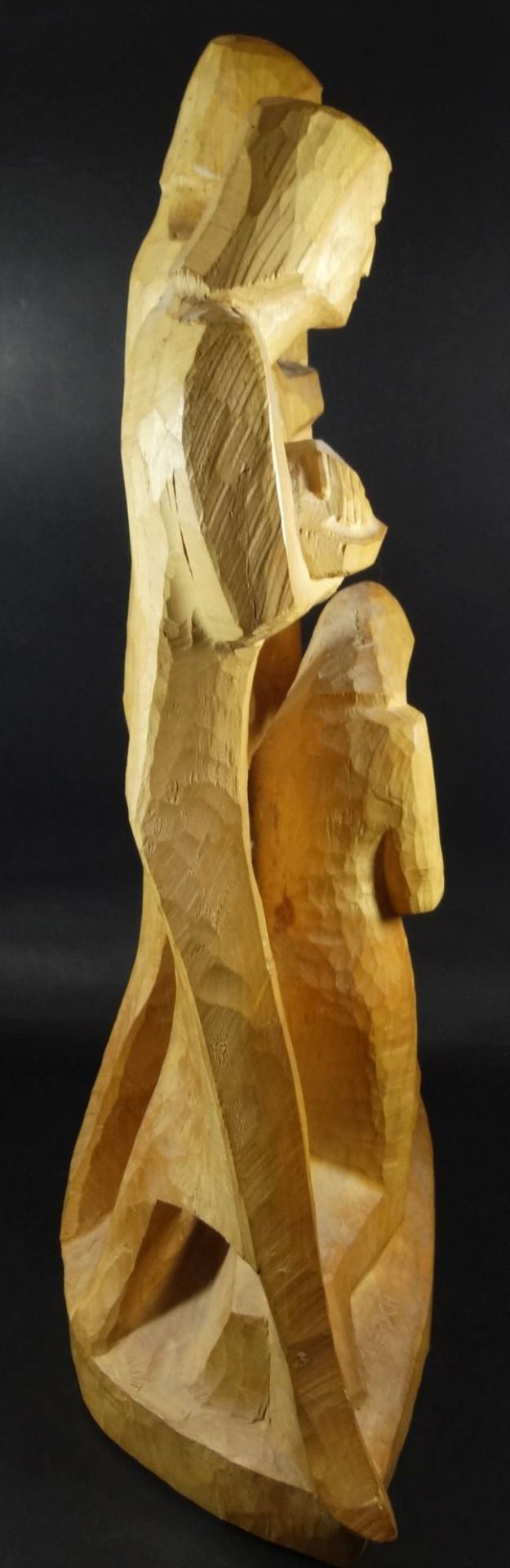 Gottfried FUETSCH (1909-1989), grosse Holzskulptur "Krippenszene" signiert, H-61 cm, B-40 cm- - - - Bild 9 aus 9