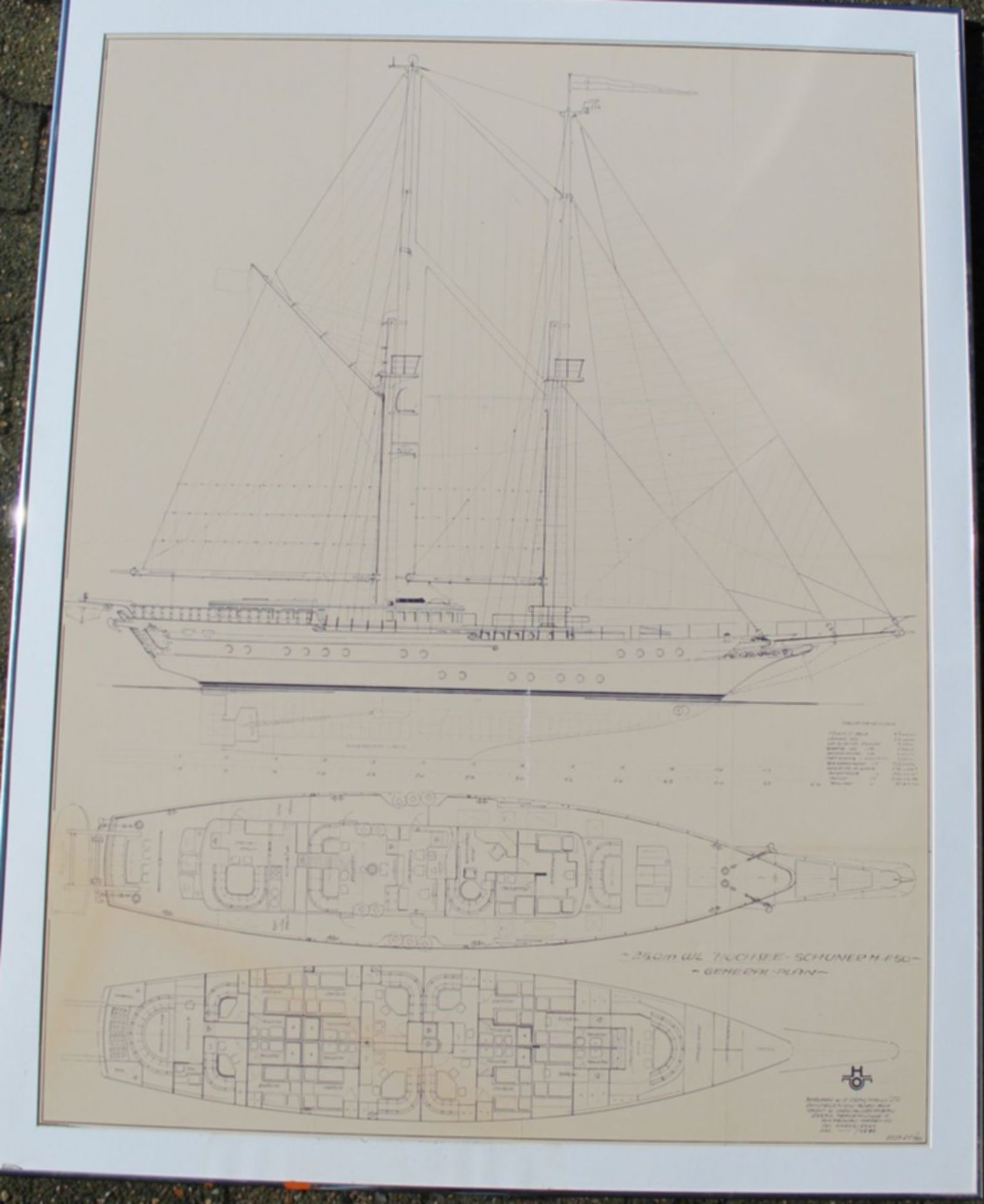 grosse Konstruktionszeichnung eines Segelschiffes, gerahmt, Glas fehlt, 128x 100 cm- - -22.61 %
