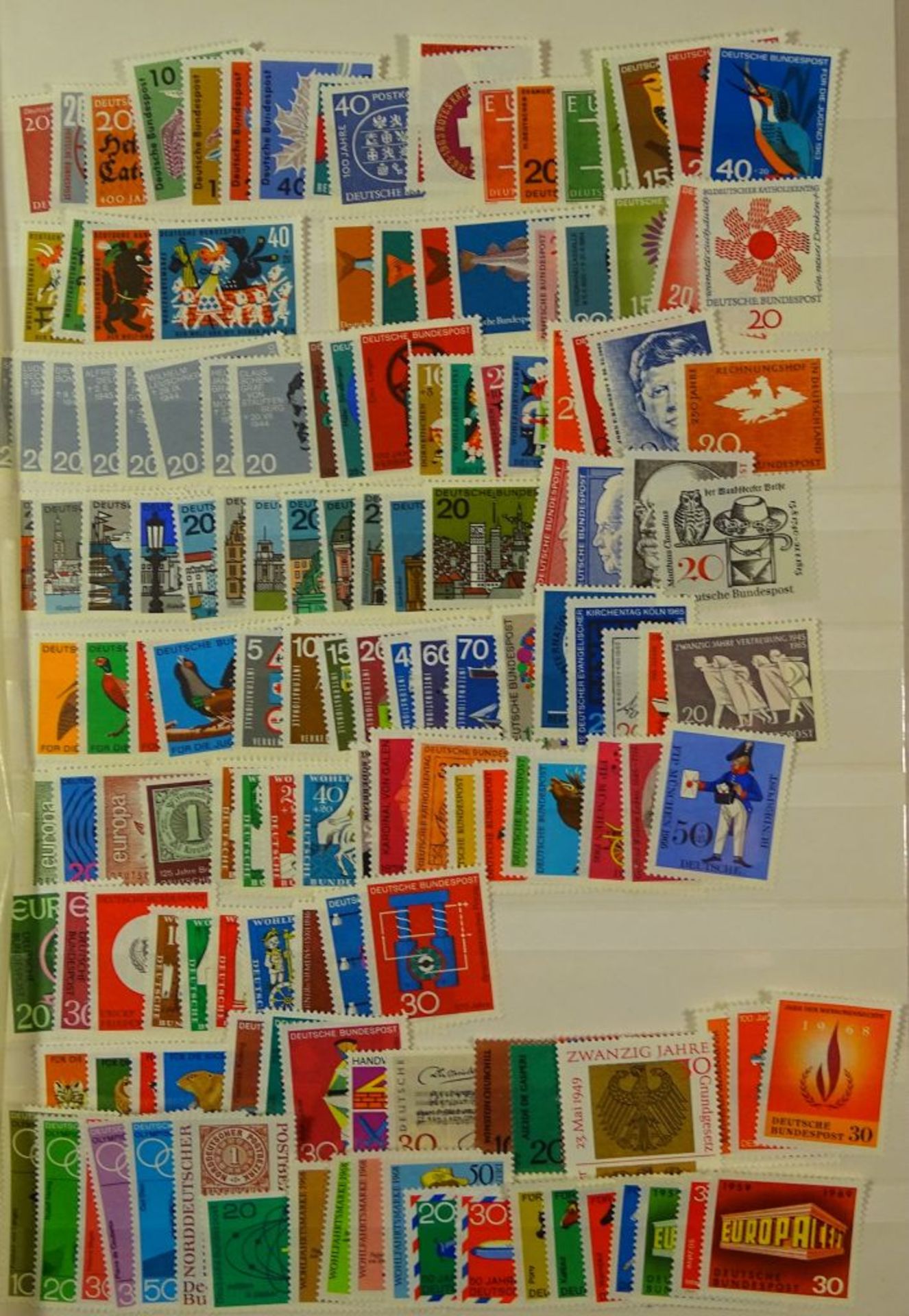 Konvolut Briefmarken Alben aus aller Welt, 10 Stüc- - -22.61 % buyer's premium on the hammer - Bild 6 aus 10