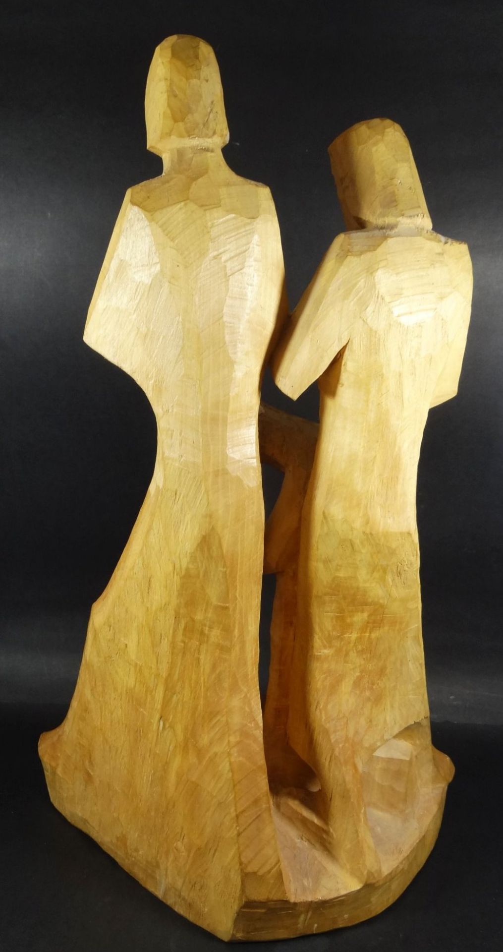 Gottfried FUETSCH (1909-1989), grosse Holzskulptur "Krippenszene" signiert, H-61 cm, B-40 cm- - - - Bild 8 aus 9