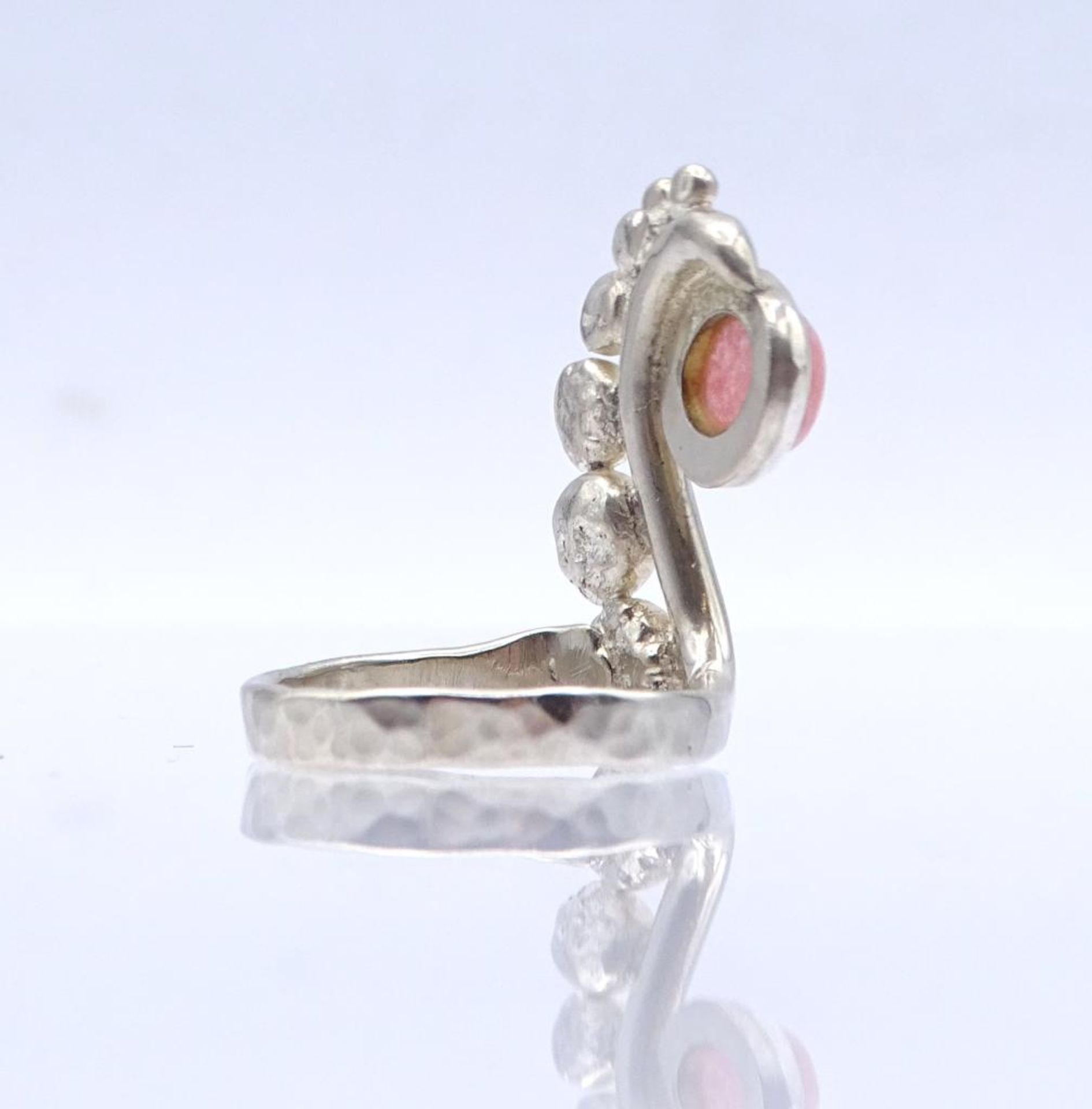 Silber Ring mit Rosenquarz, Hammerschlagdekor,7,2gr., RG 55- - -22.61 % buyer's premium on the - Bild 3 aus 4