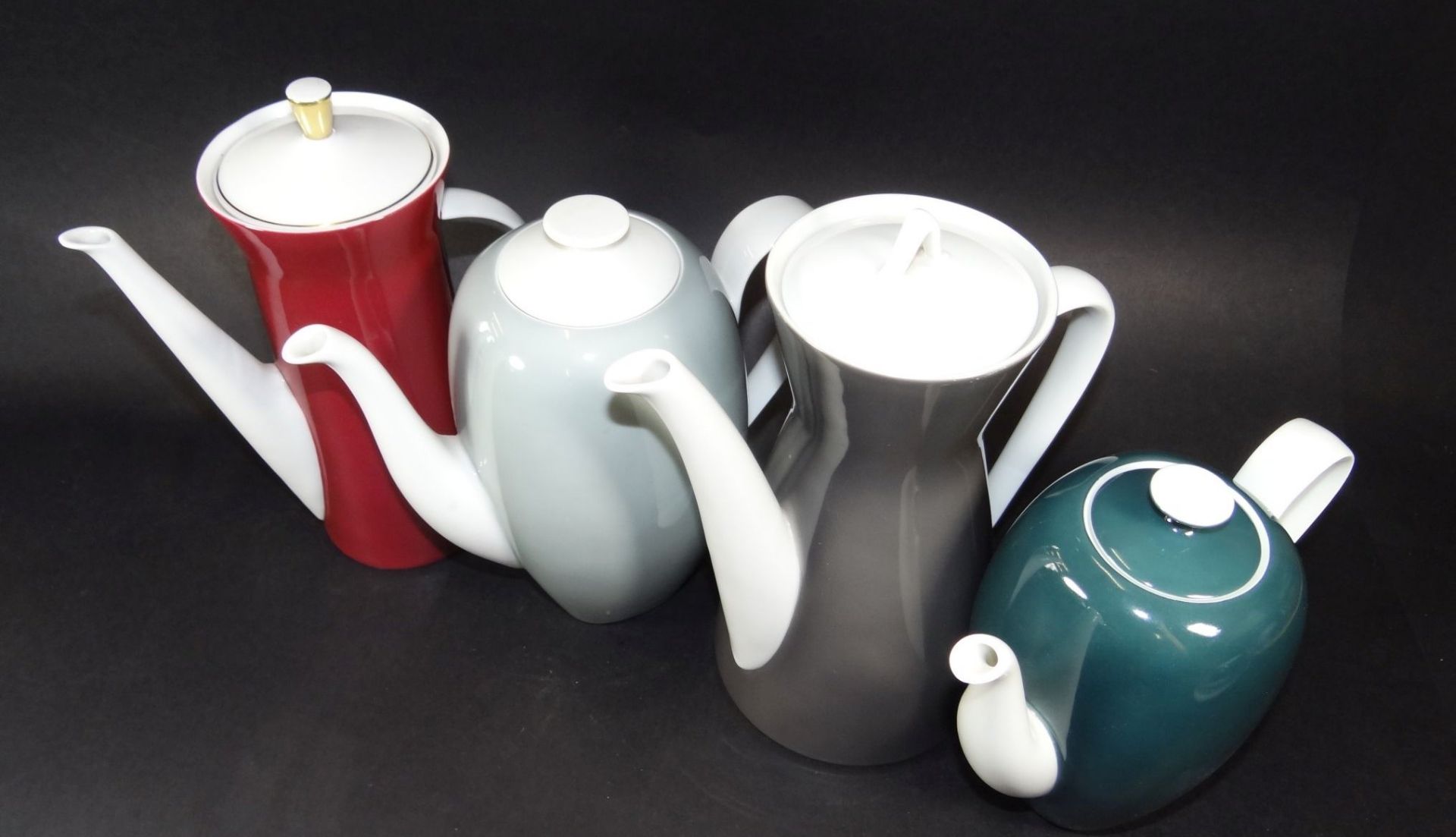 4x div. "Rosenthal" Kaffee-bzw. Teekannen, H-17 bis 22 cm- - -22.61 % buyer's premium on the - Bild 3 aus 8