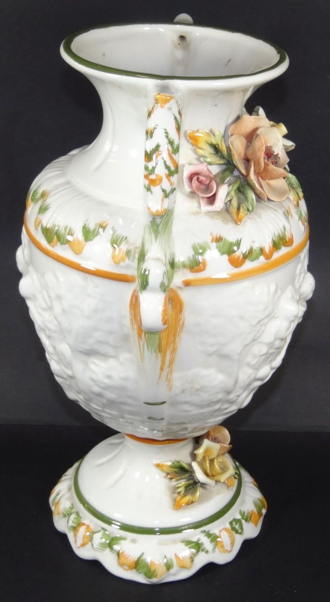 grosse Henkelvase "Bassano-Italien" mit Reliefdekor, H-31 cm- - -22.61 % buyer's premium on the - Bild 5 aus 7