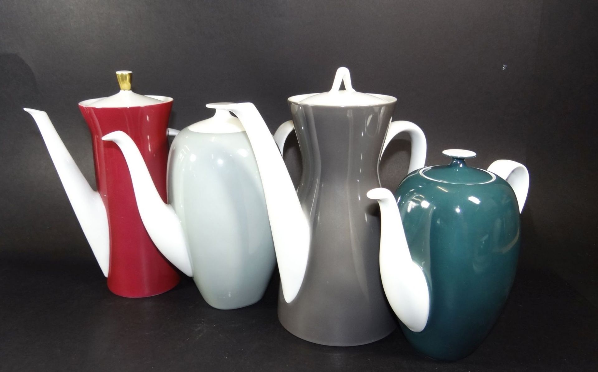 4x div. "Rosenthal" Kaffee-bzw. Teekannen, H-17 bis 22 cm- - -22.61 % buyer's premium on the - Bild 2 aus 8